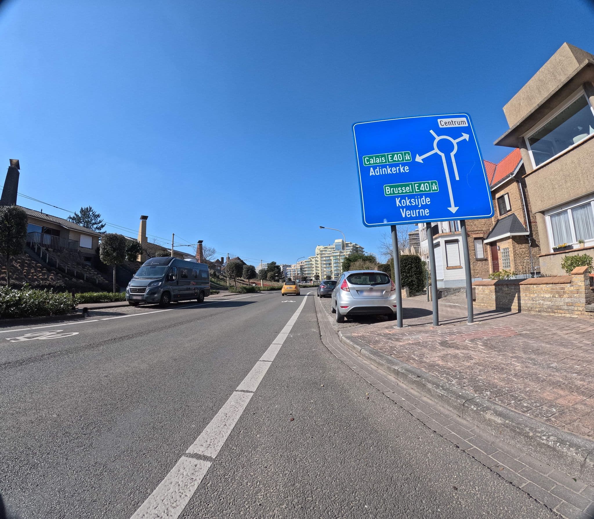 Street view near Duinvilla Aljapi, De Panne — © filipc (CC BY-SA · Mapillary)