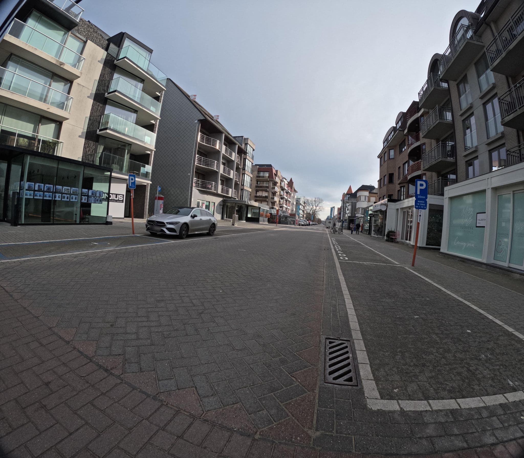 Street view near Ruytingen, De Panne — © filipc (CC BY-SA · Mapillary)