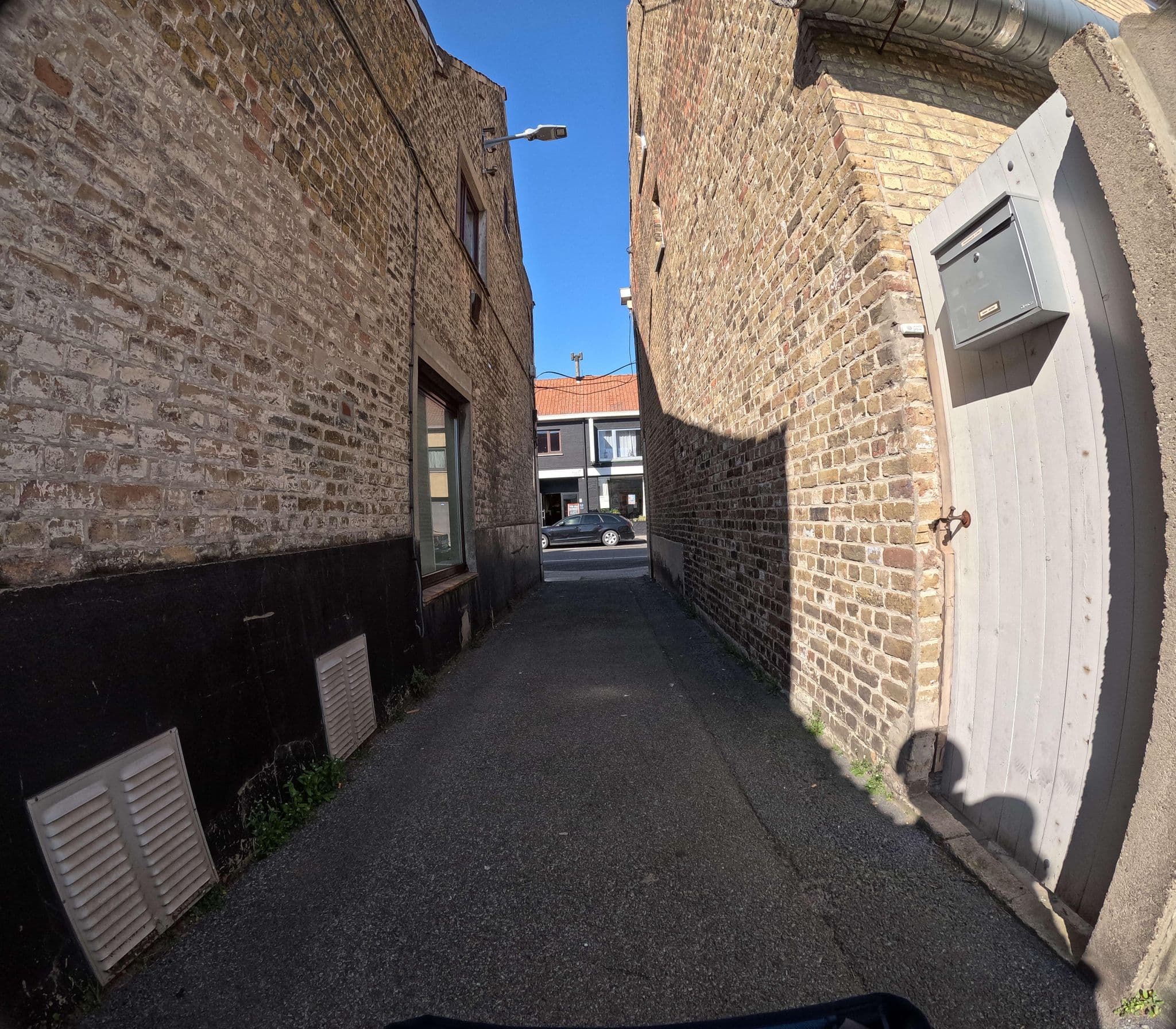 Street view near Holiday Suites, De Panne — © filipc (CC BY-SA · Mapillary)