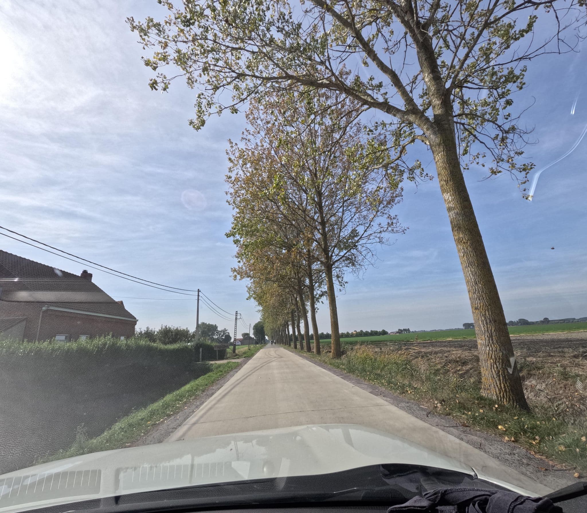 Street view near ' t Moerlogie, Adinkerke — © filipc (CC BY-SA · Mapillary)