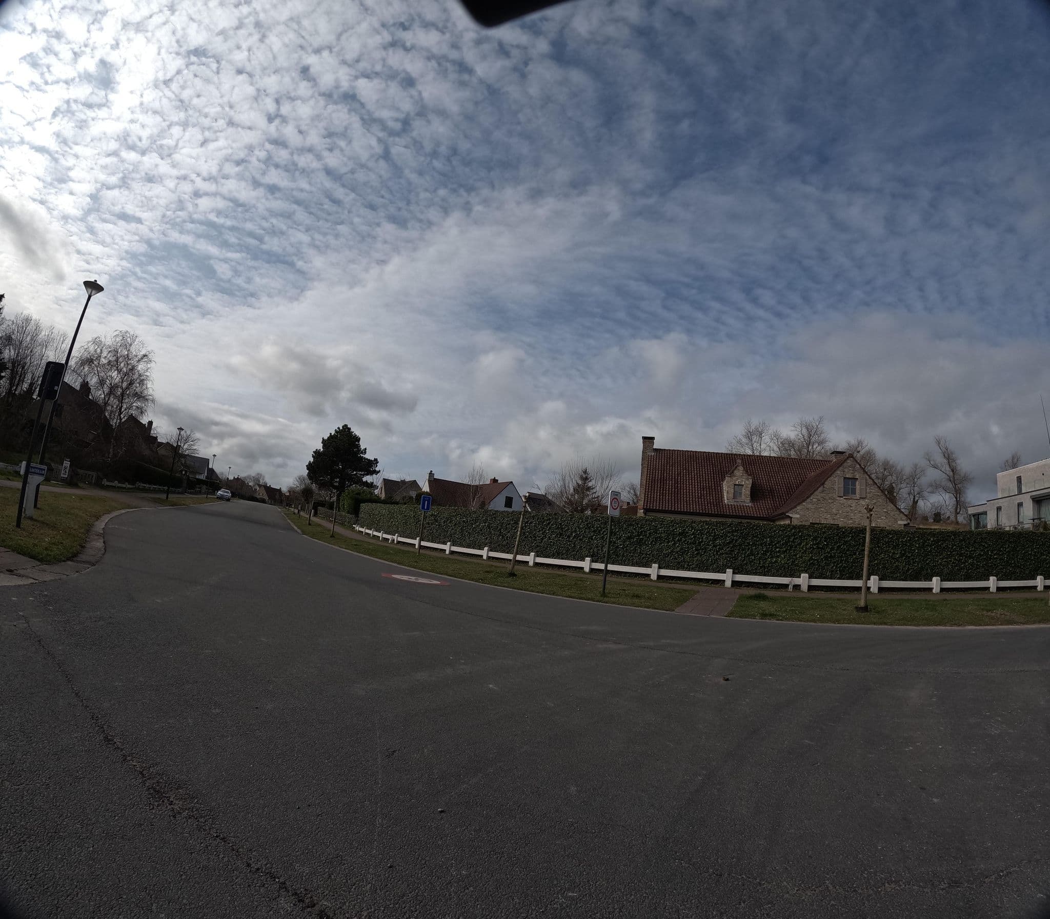 Street view near Villa 't Uze, De Panne — © filipc (CC BY-SA · Mapillary)