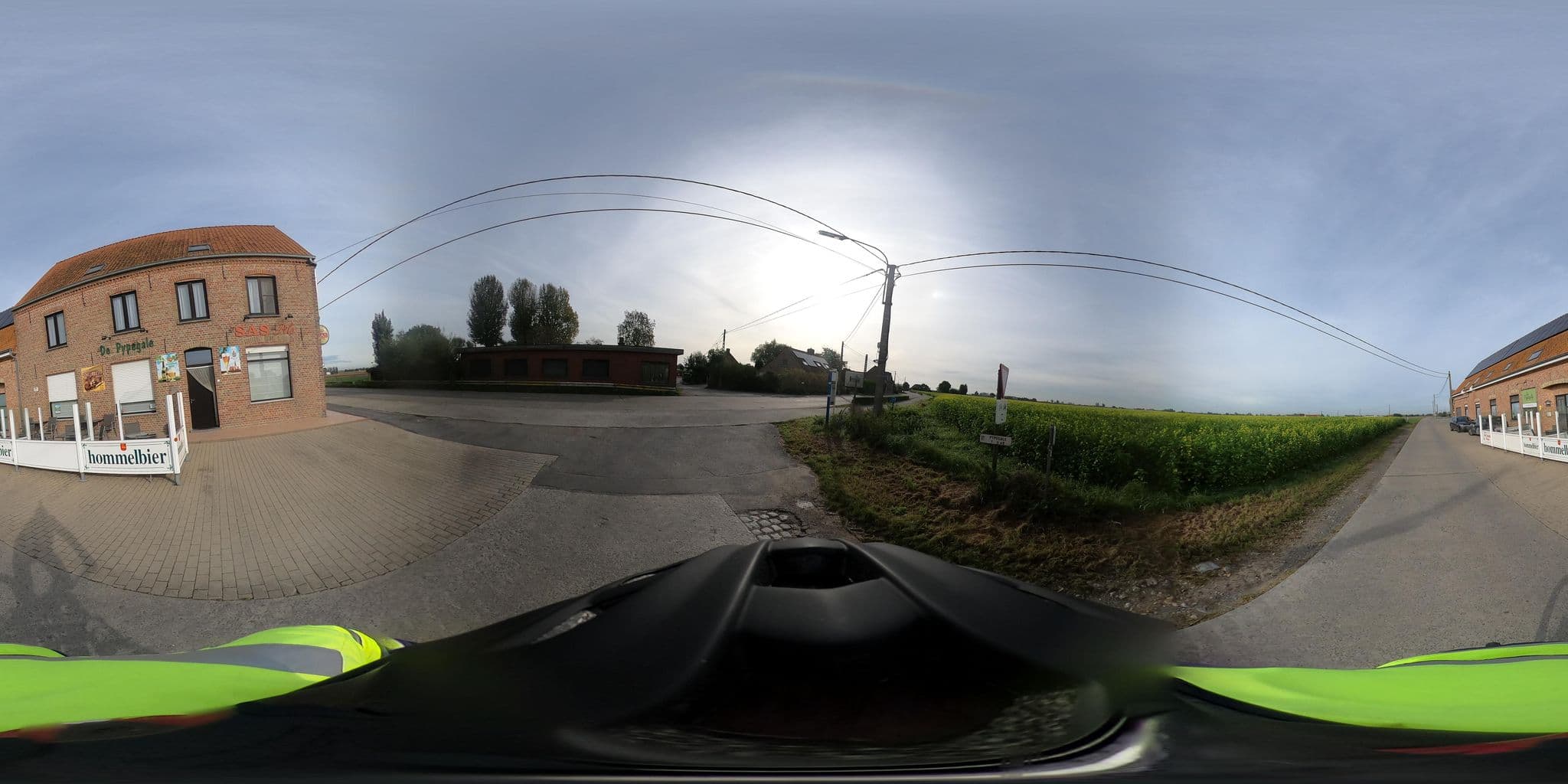 Street view near Vakantiehoeve De Pypegale, Woesten — © LoReninge (CC BY-SA · Mapillary)