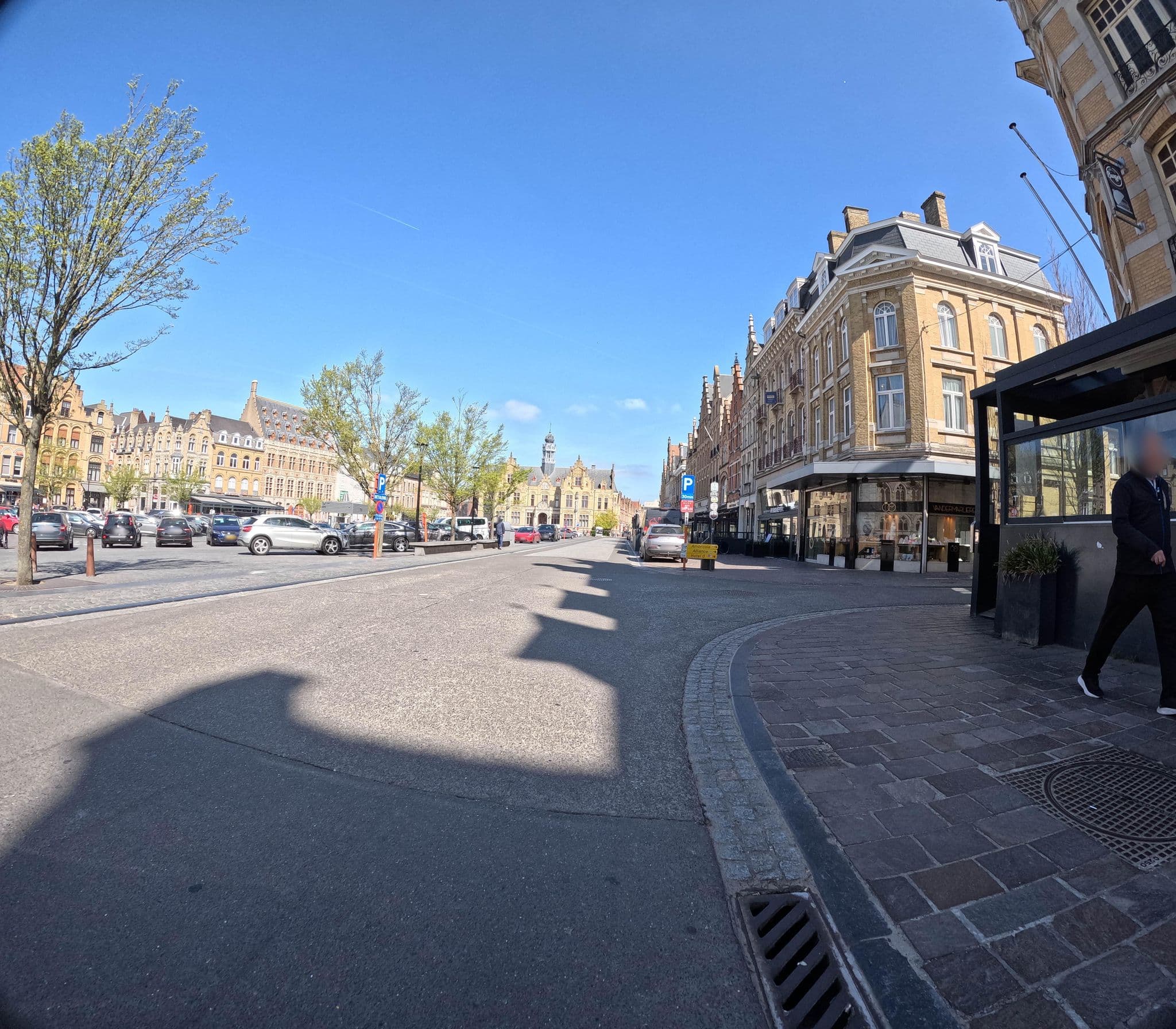 Street view near Hotel Kookaburra, Ieper — © filipc (CC BY-SA · Mapillary)
