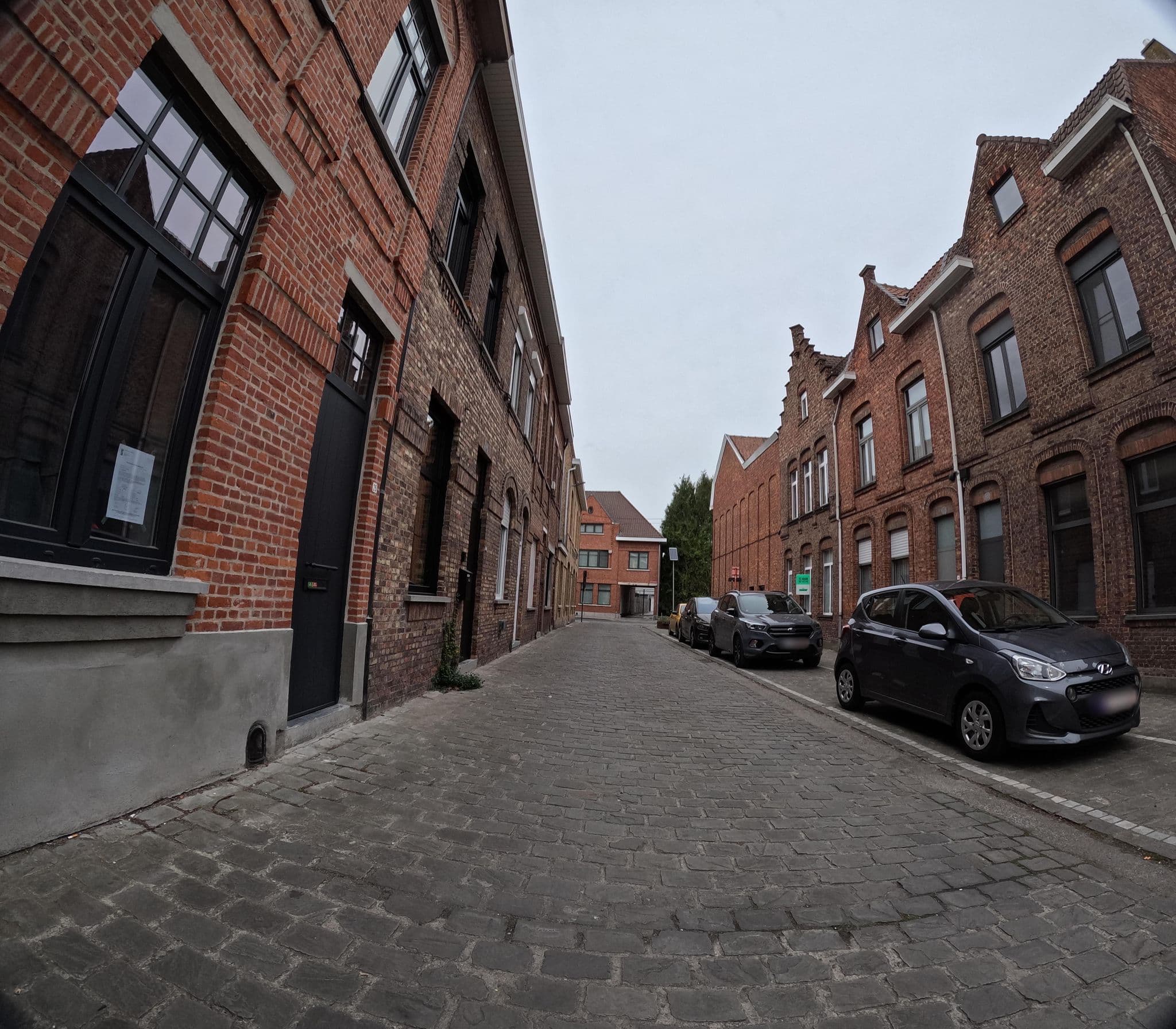 Street view near The Rum Jar Bed & Breakfast, Ieper — © filipc (CC BY-SA · Mapillary)