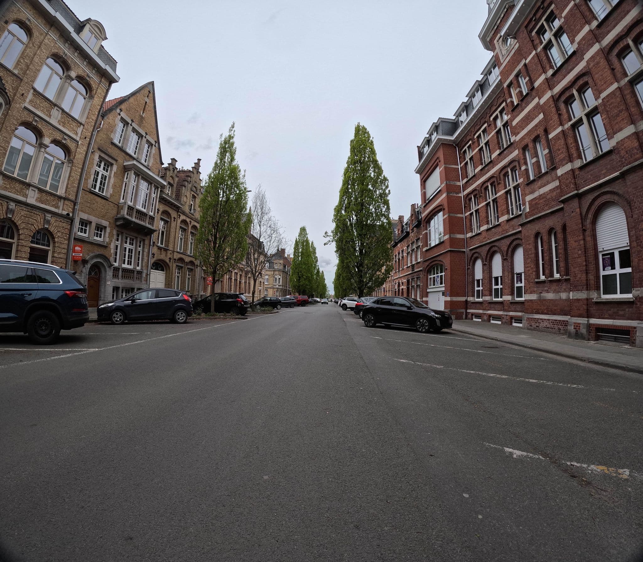 Street view near Huyze Malou, Ieper — © filipc (CC BY-SA · Mapillary)