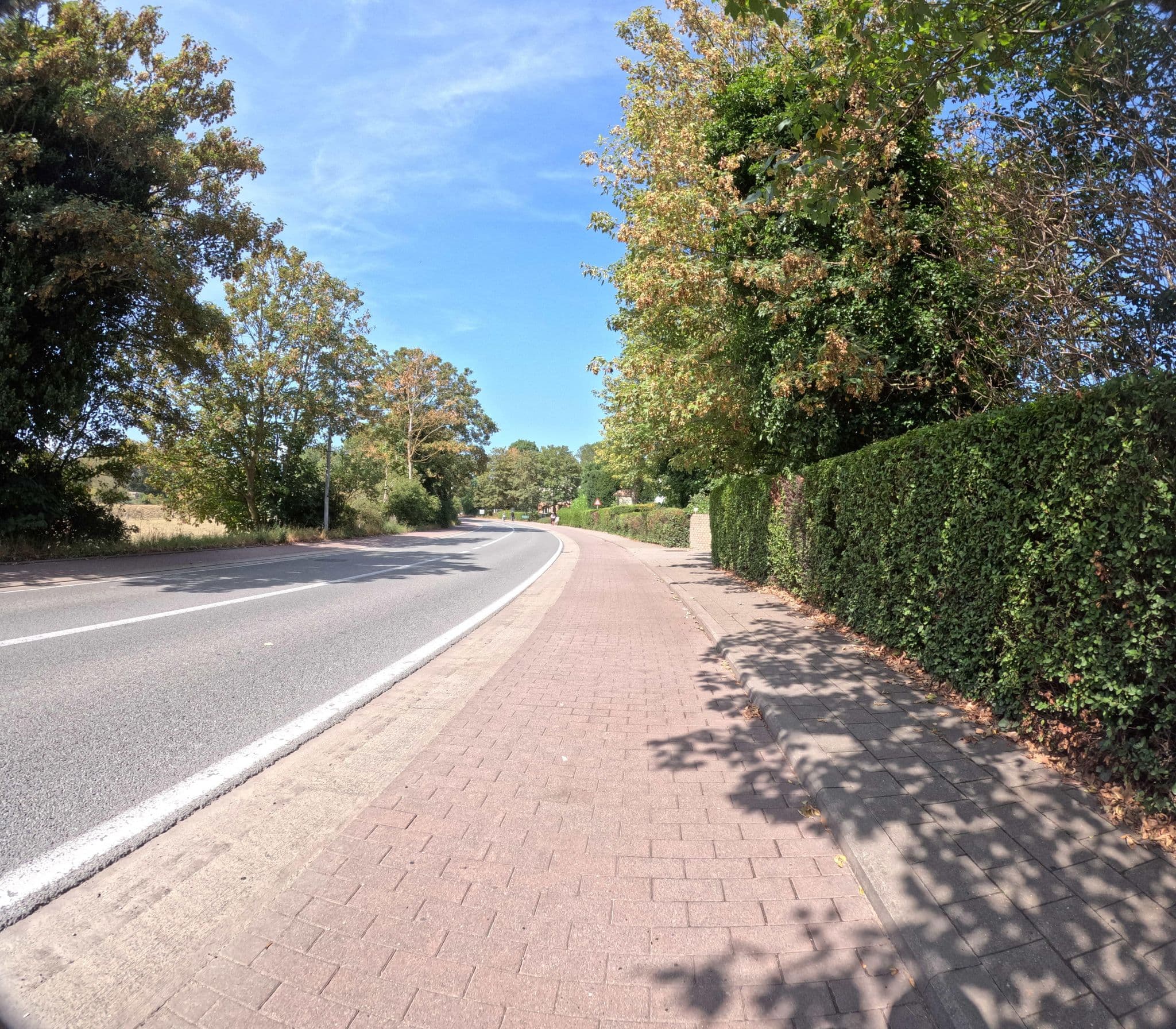 Street view near Hotel & Restaurant Martinique, Nieuwpoort — © filipc (CC BY-SA · Mapillary)