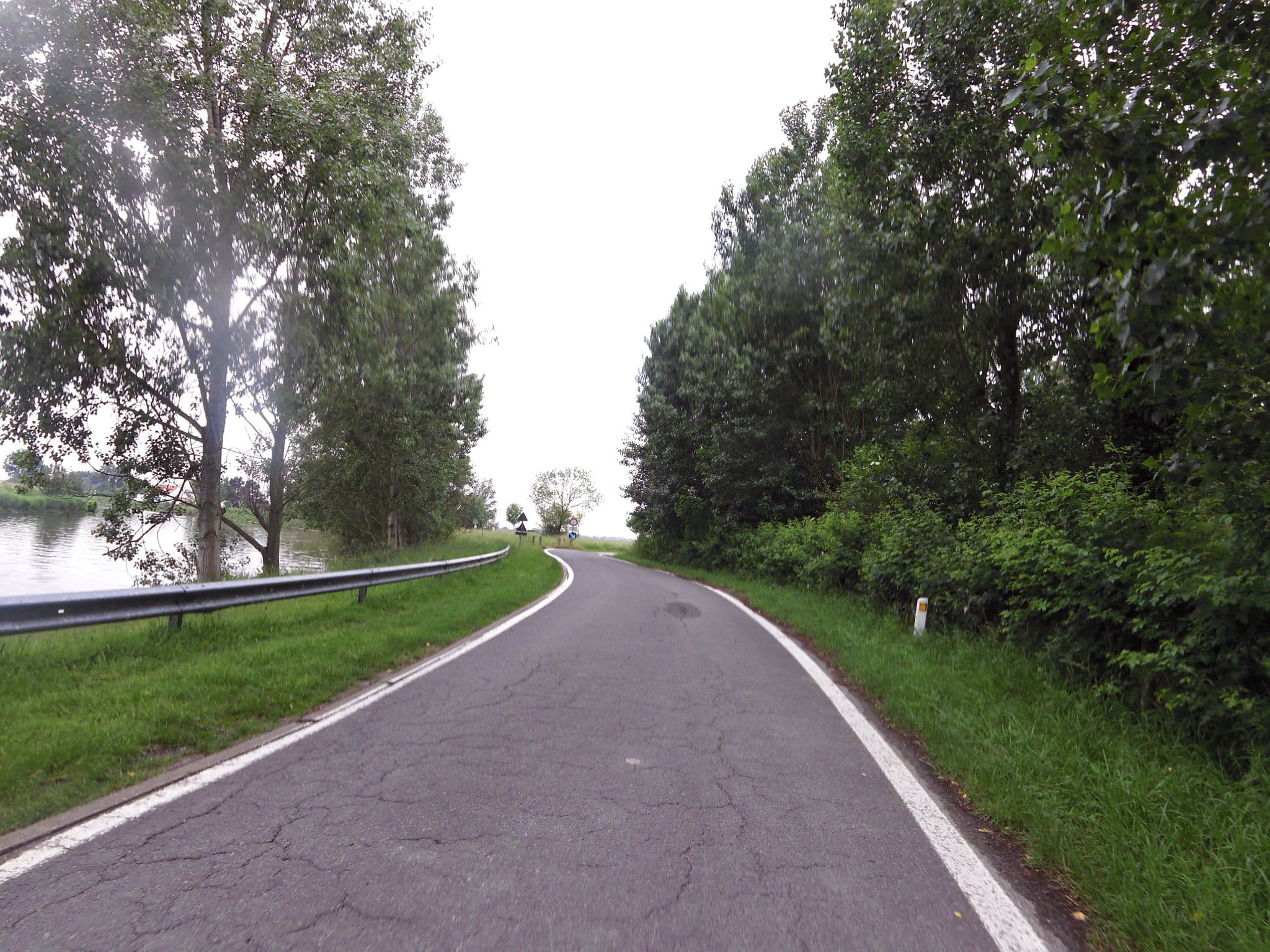 Street view near Het Verre Westen, Leke — © zors1843 (CC BY-SA · Mapillary)