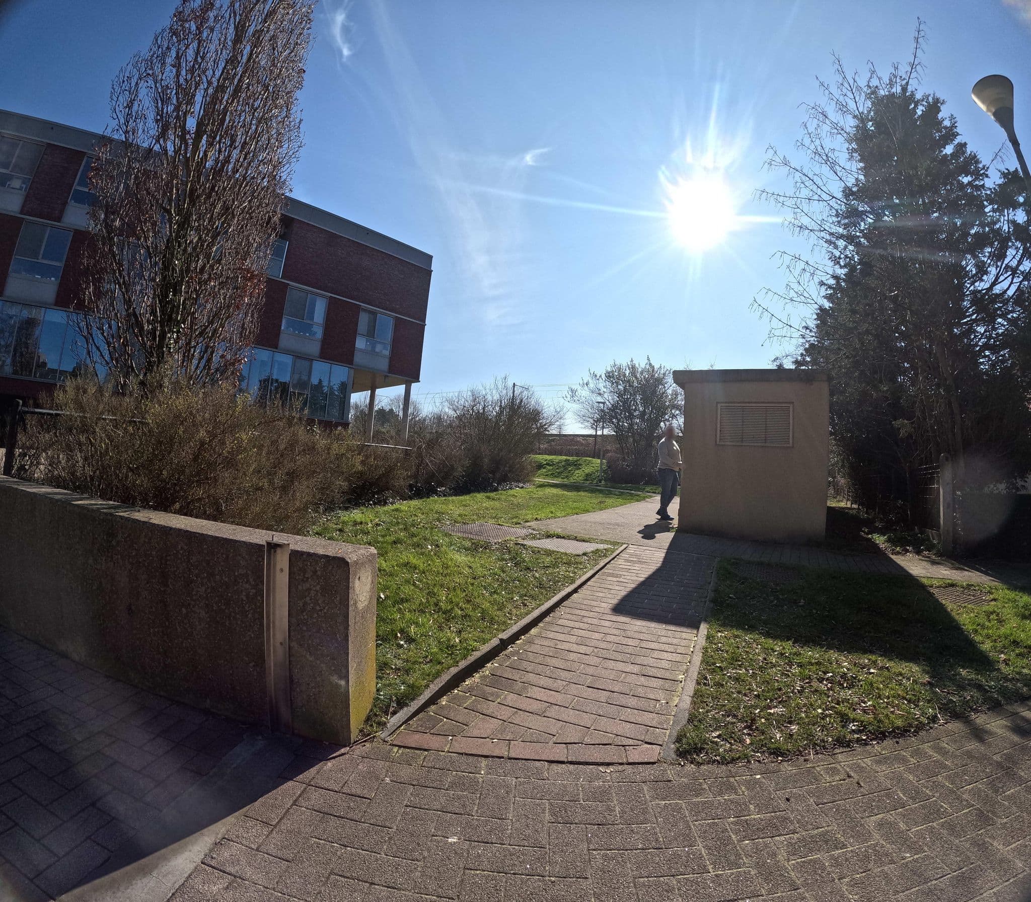 Street view near Spoorkant Yzerheem, Diksmuide — © filipc (CC BY-SA · Mapillary)