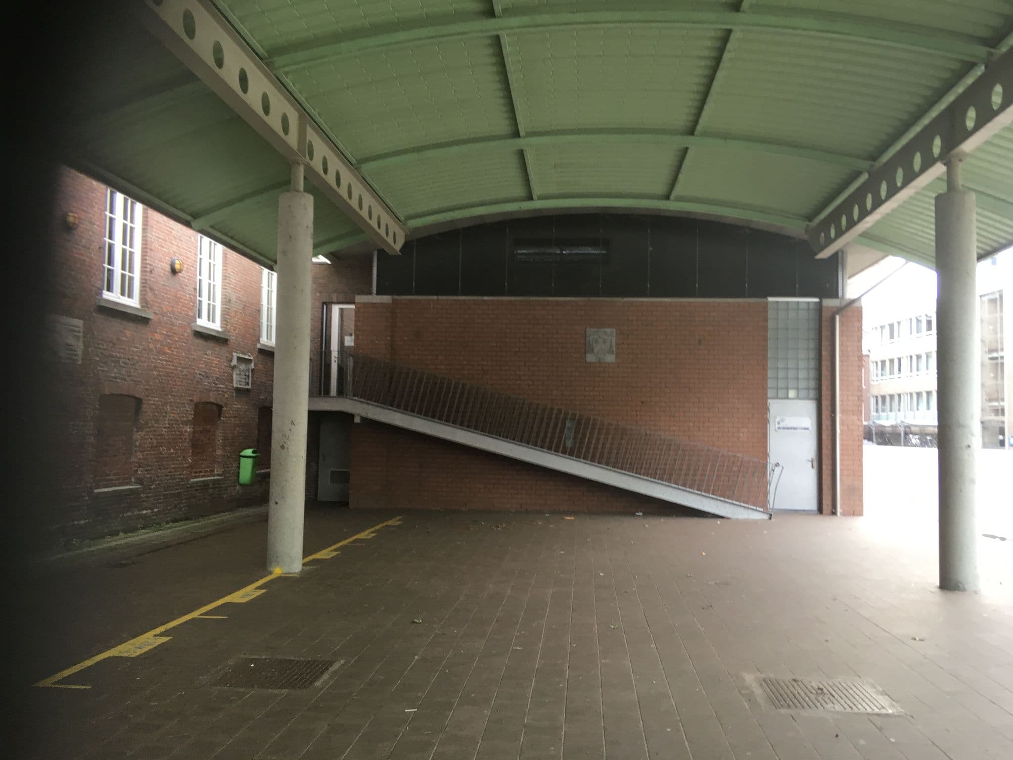 Street view near Roel's Internoatkoamer, Roeselare — © timcouwelier (CC BY-SA · Mapillary)