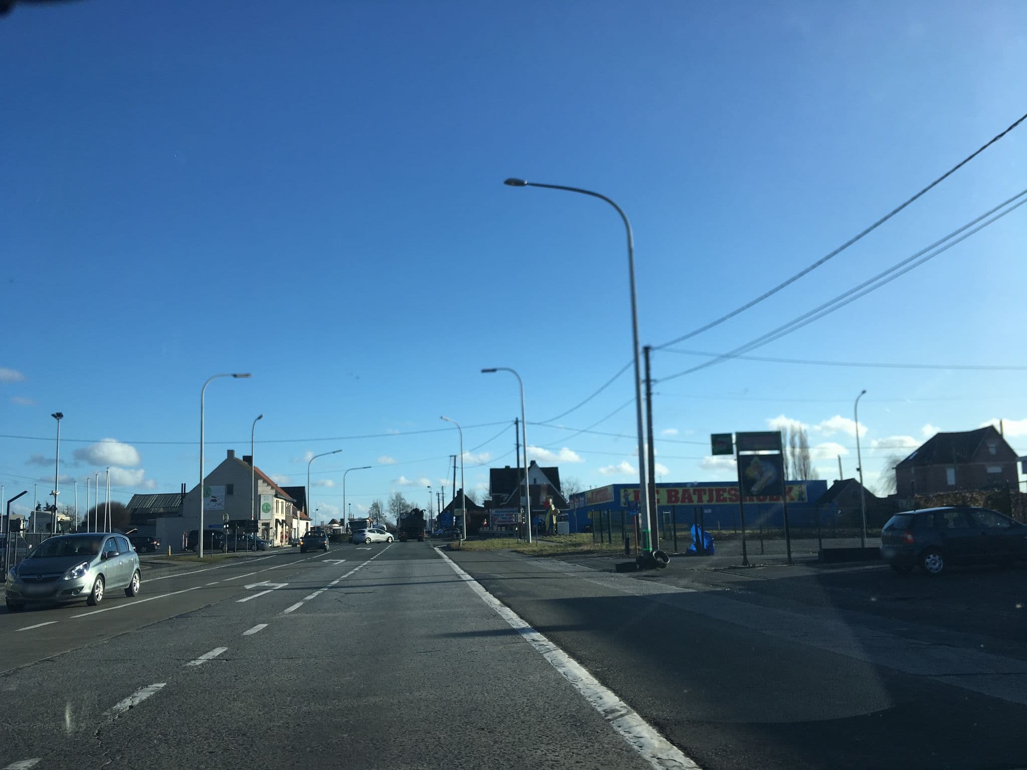 Street view near Blue Moon, Lichtervelde — © timcouwelier (CC BY-SA · Mapillary)