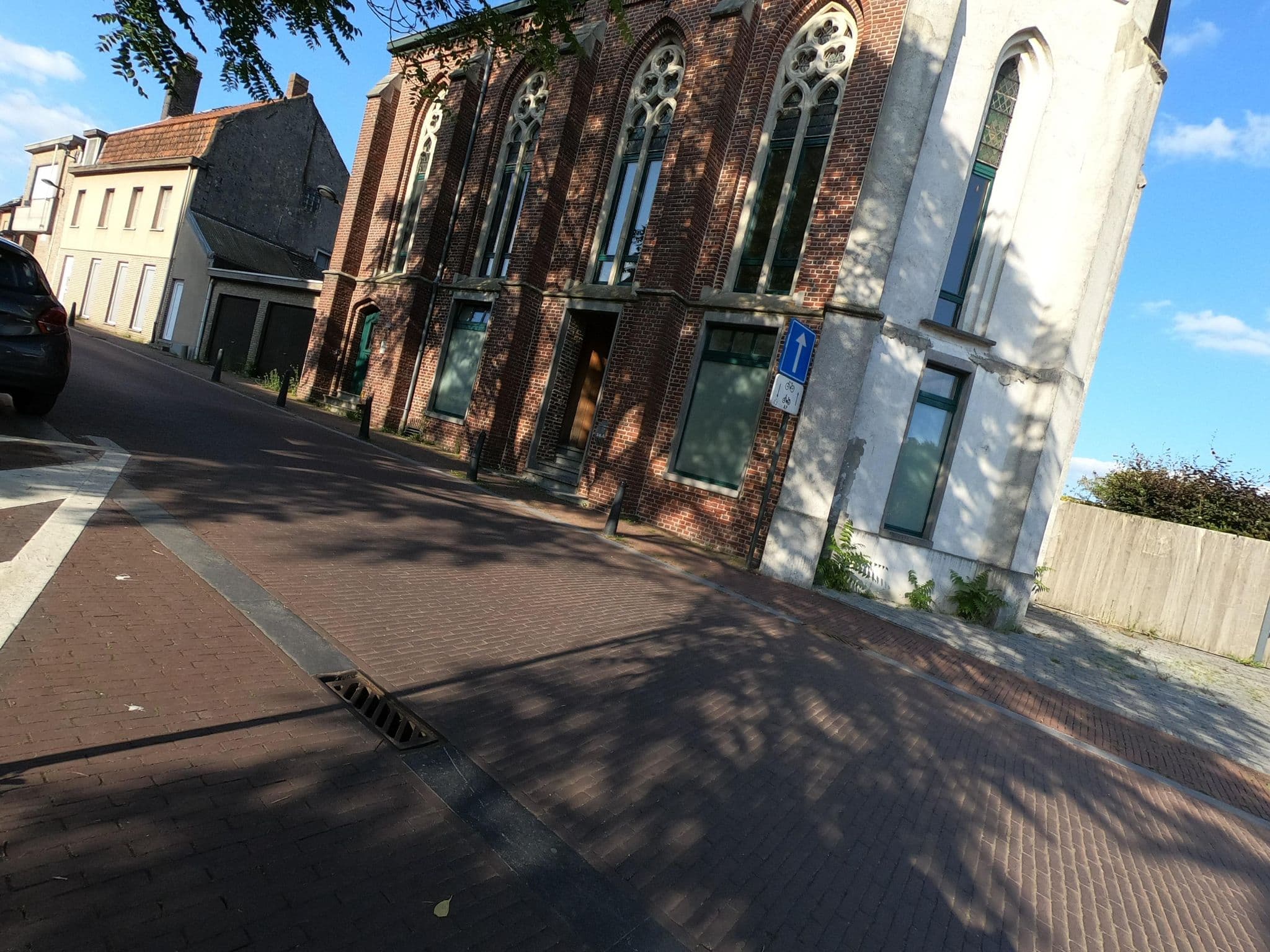 Street view near B&B Het Verloren Gedicht, Bellegem — © jakka (CC BY-SA · Mapillary)