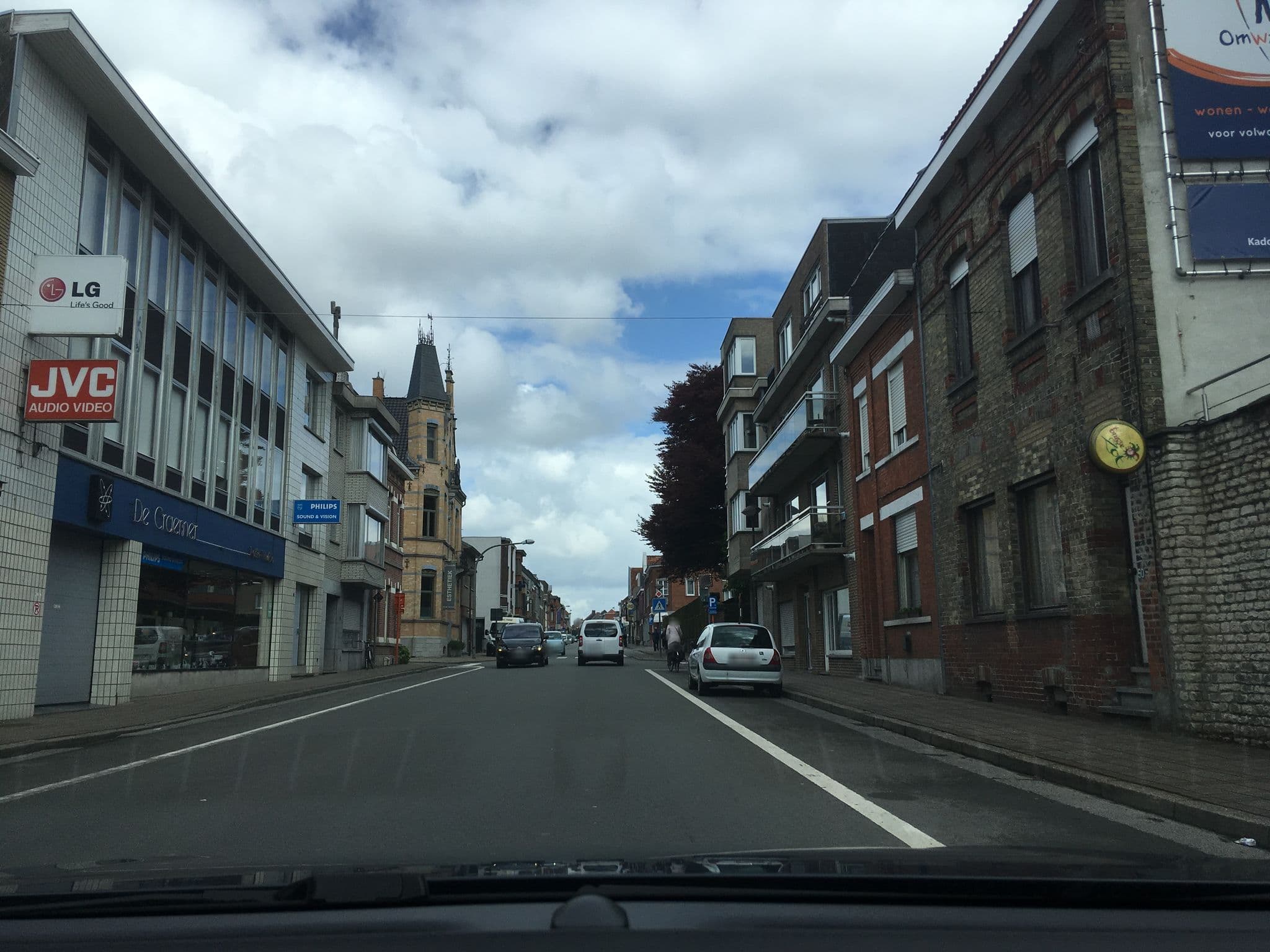 Street view near Bo Maison (B&B - wellness - bistro), Tielt — © timcouwelier (CC BY-SA · Mapillary)