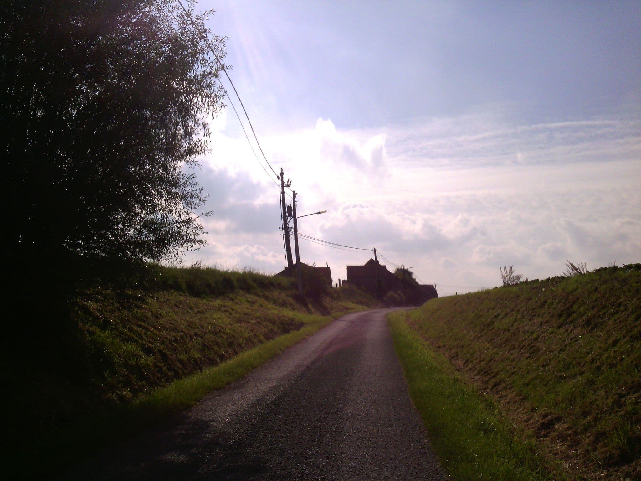 Street view near B&B Jardin d'Ocq, Flobecq — © jakka (CC BY-SA · Mapillary)