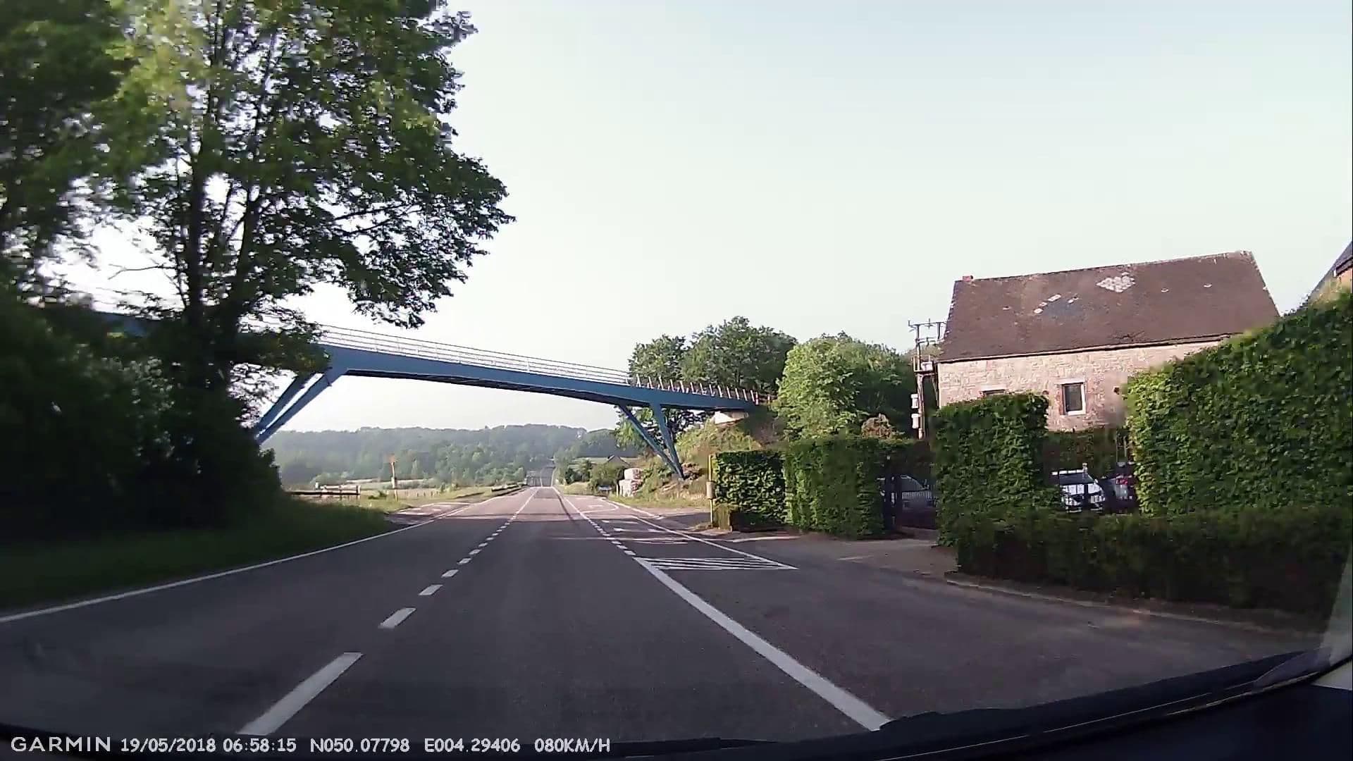 Street view near Gite De La Barriere, Chimay — © tbj (CC BY-SA · Mapillary)