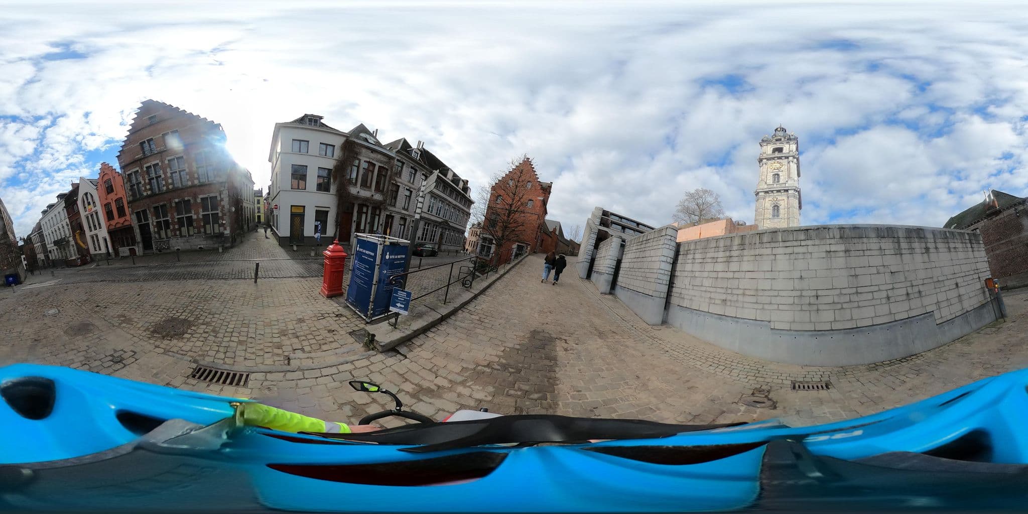 Street view near Room 104, Mons — © padididejurbise (CC BY-SA · Mapillary)