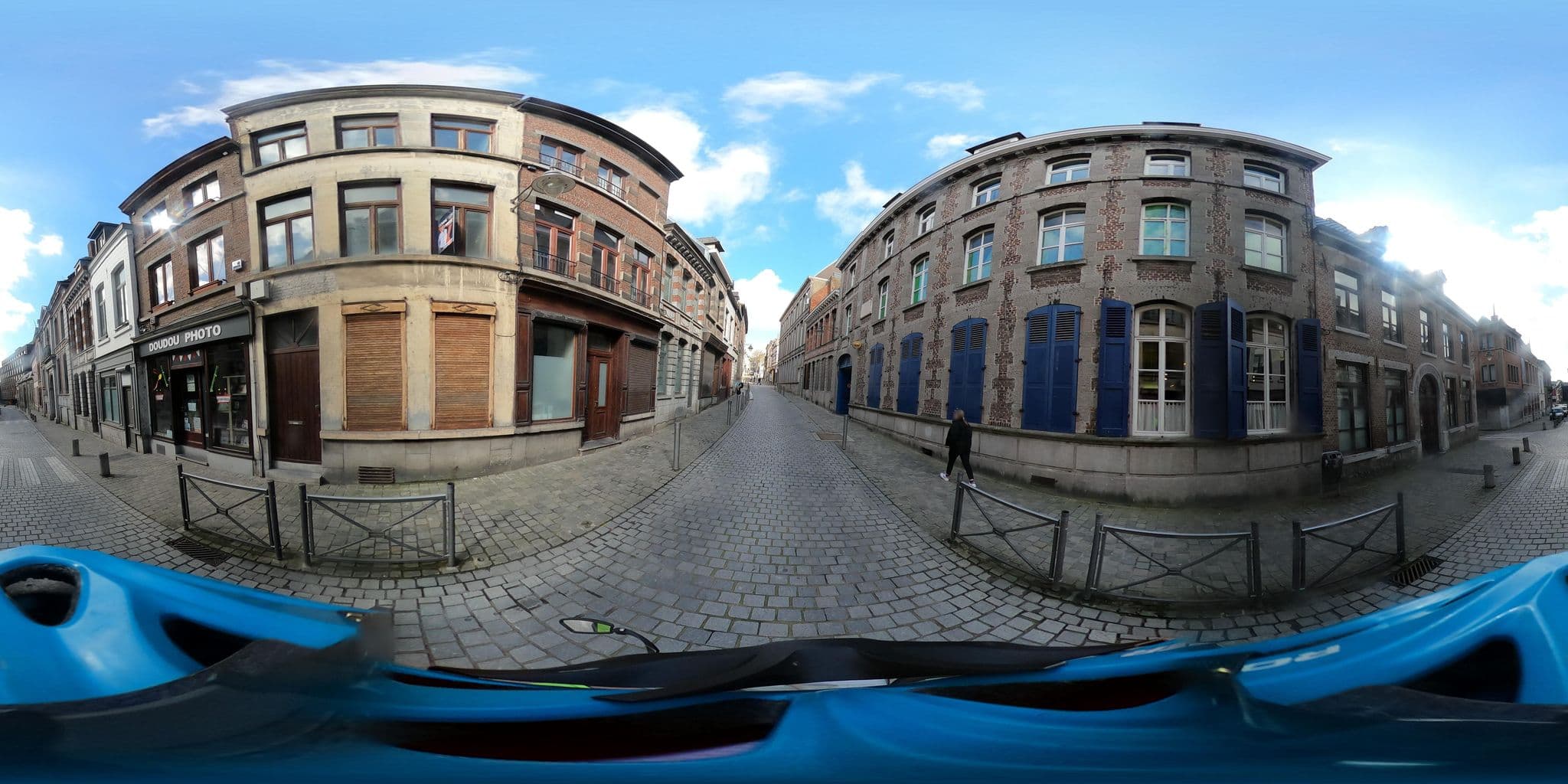 Street view near Mons Dragon House, Mons — © padididejurbise (CC BY-SA · Mapillary)