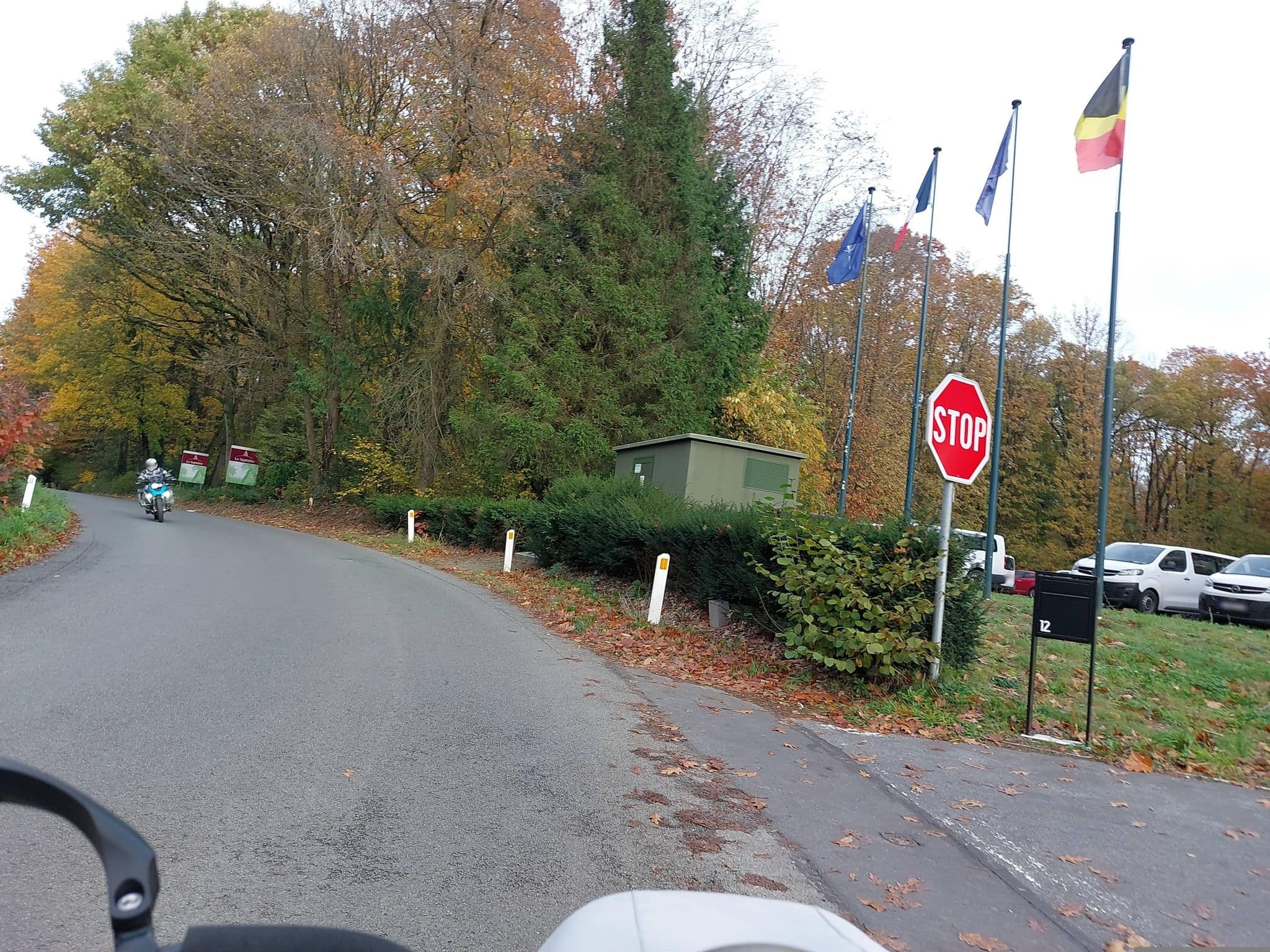 Street view near Hotel Mercure, Maisières — © padididejurbise (CC BY-SA · Mapillary)