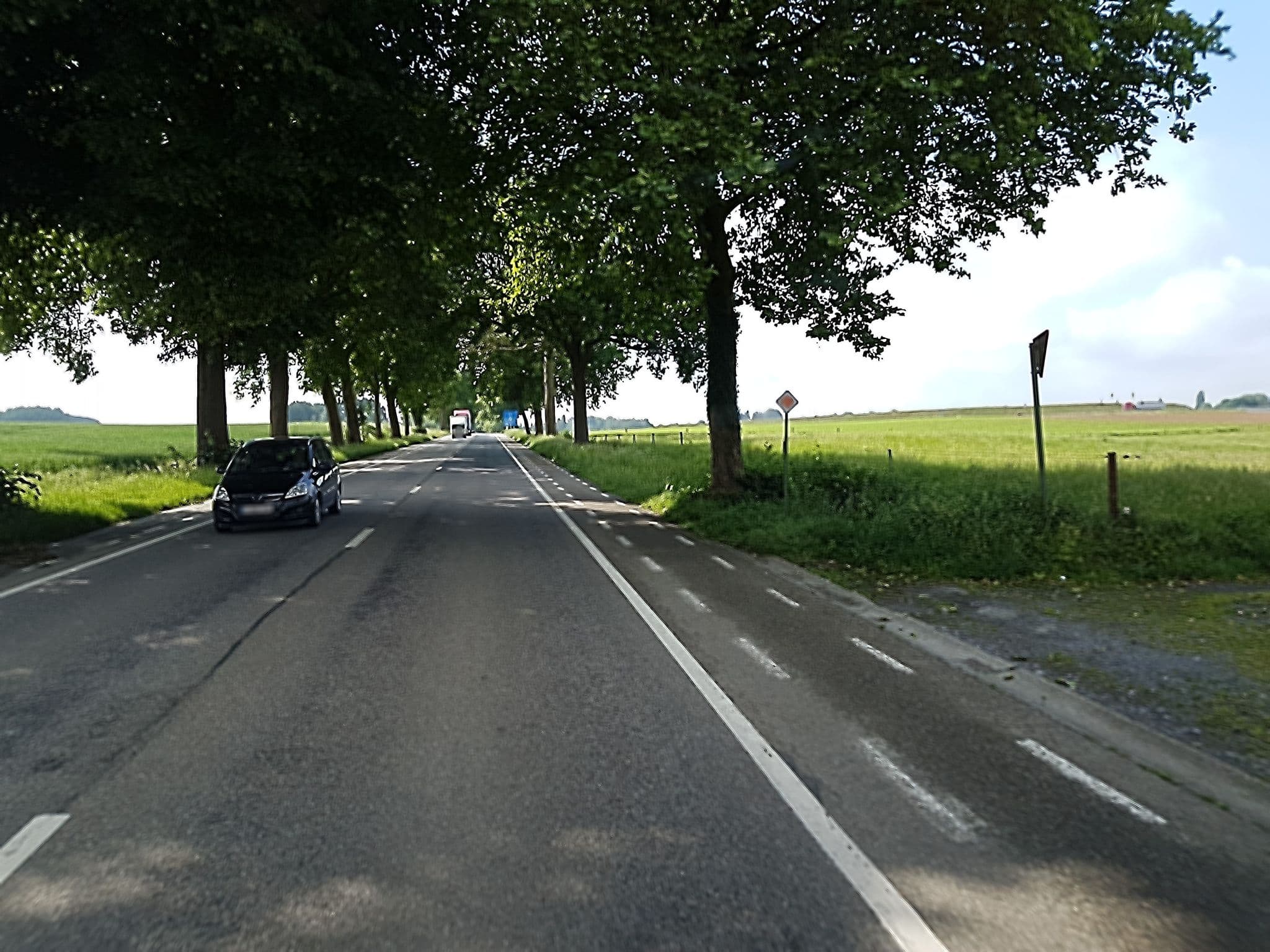 Street view near Le Moulin, Horrues — © filipc (CC BY-SA · Mapillary)