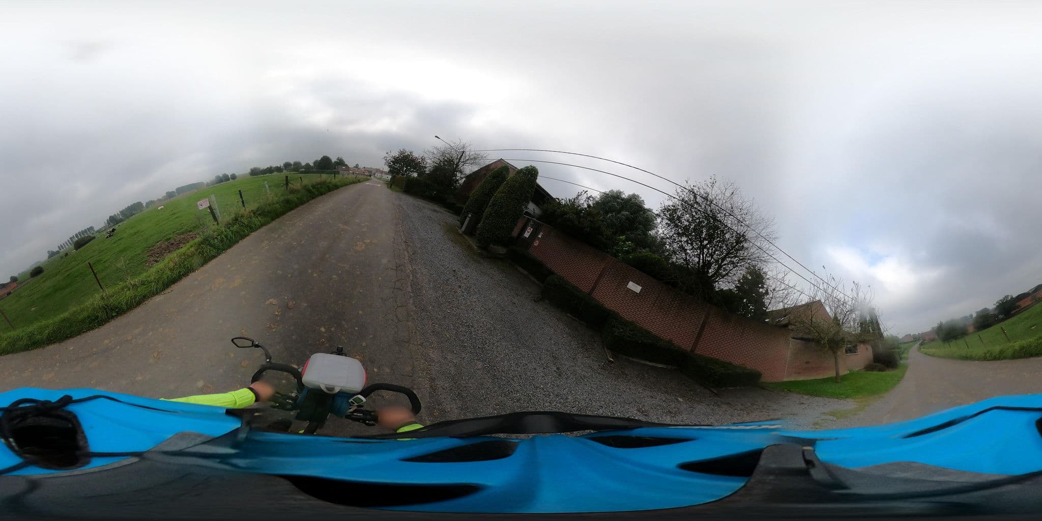 Street view near Gite de la ligule, Mignault — © padididejurbise (CC BY-SA · Mapillary)