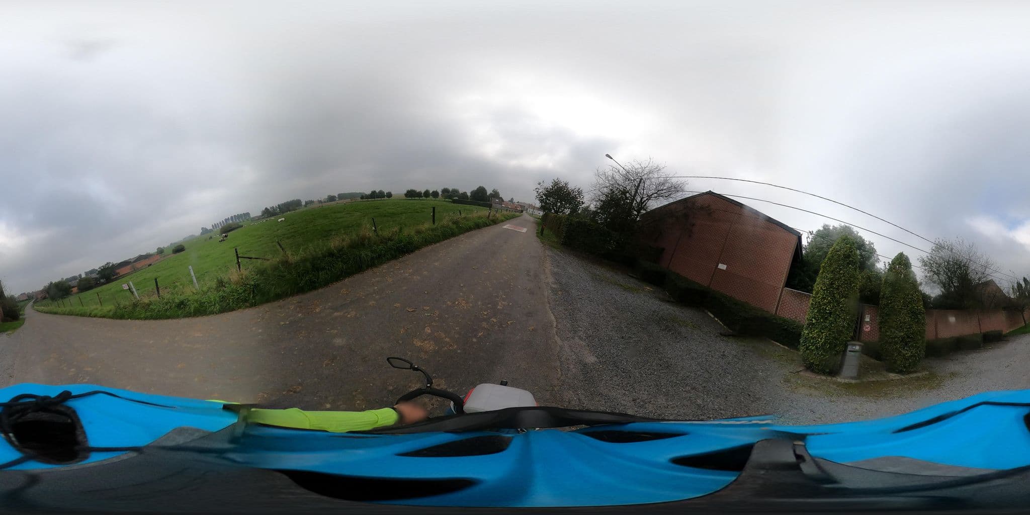 Street view near La Ligule, Mignault — © padididejurbise (CC BY-SA · Mapillary)
