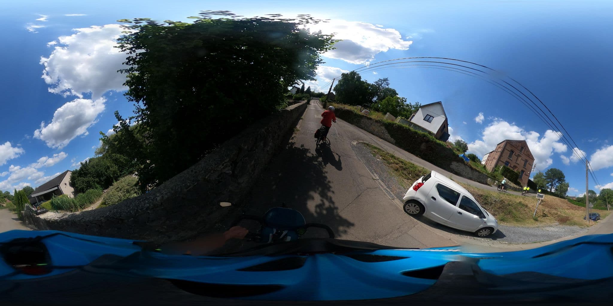 Street view near clos du baron, Beaumont — © padididejurbise (CC BY-SA · Mapillary)