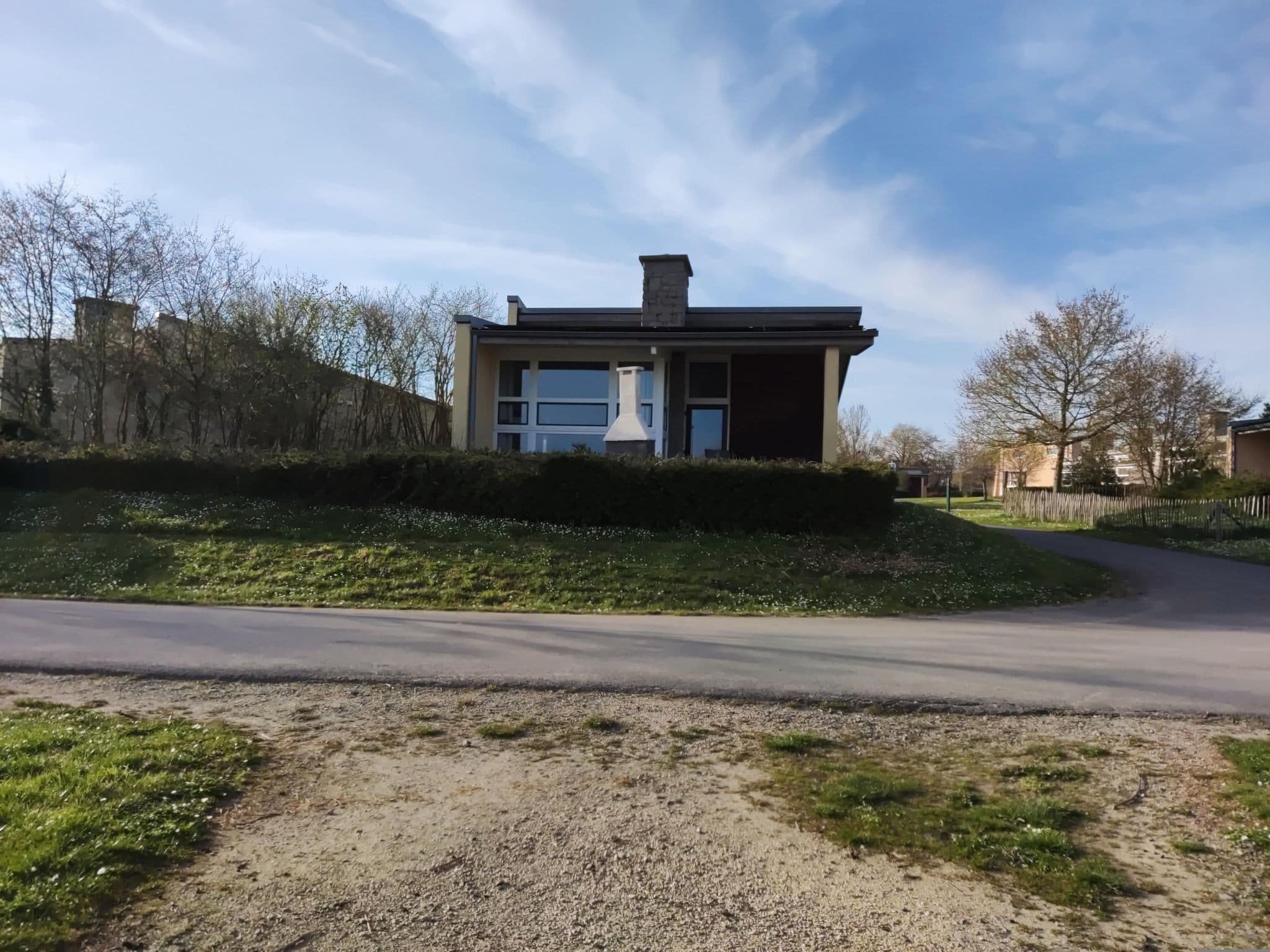Street view near Bungalow 29, Froidchapelle — © t_hartung (CC BY-SA · Mapillary)
