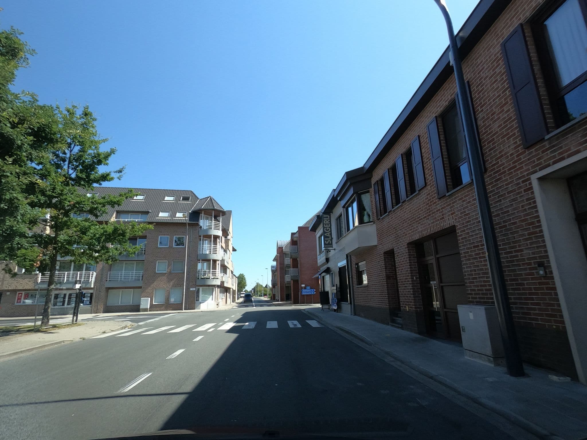 Street view near B&B De Vierkeer, Heestert — © filipc (CC BY-SA · Mapillary)
