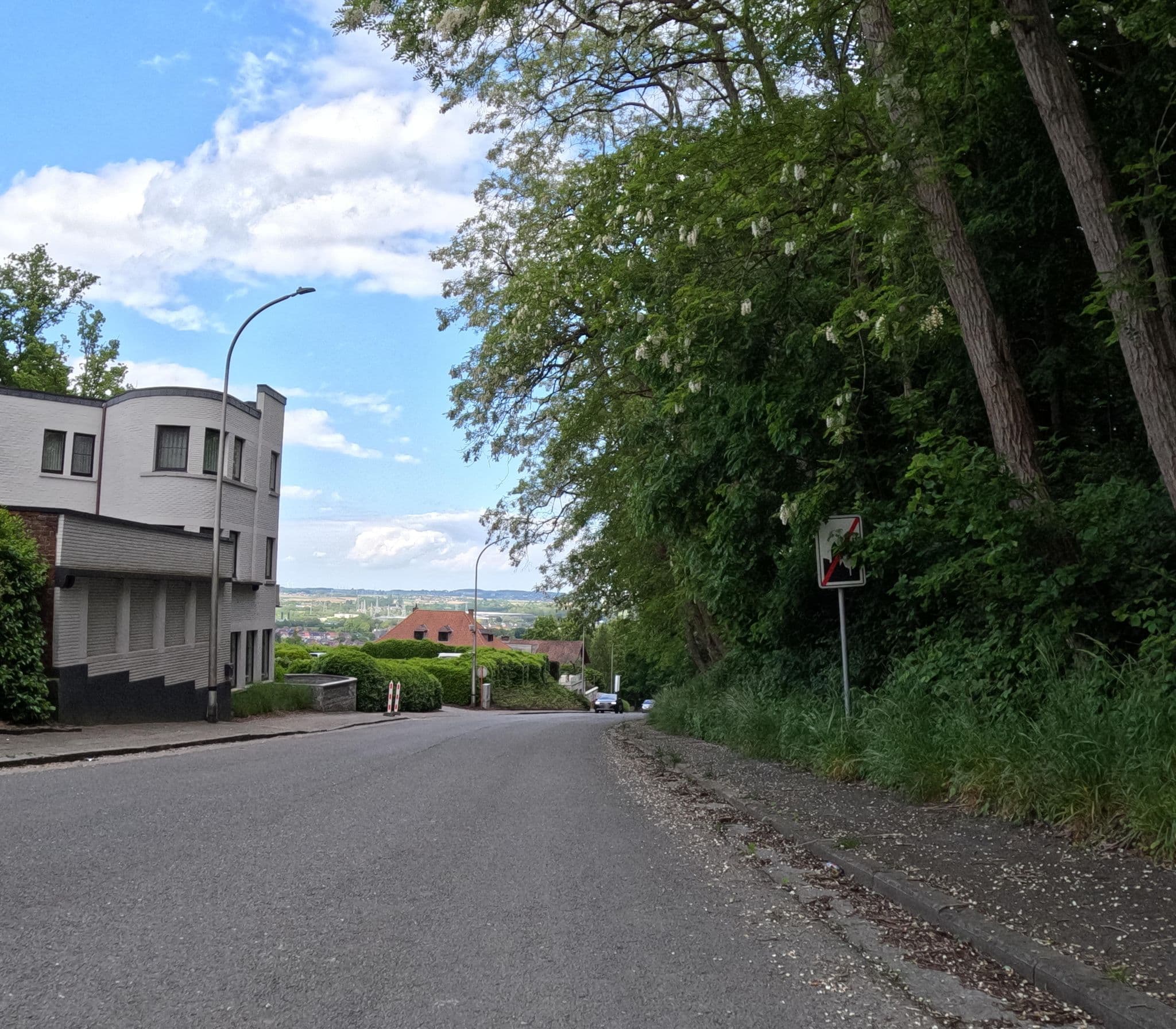 Street view near The Paddock, Ruien — © jygpronse (CC BY-SA · Mapillary)