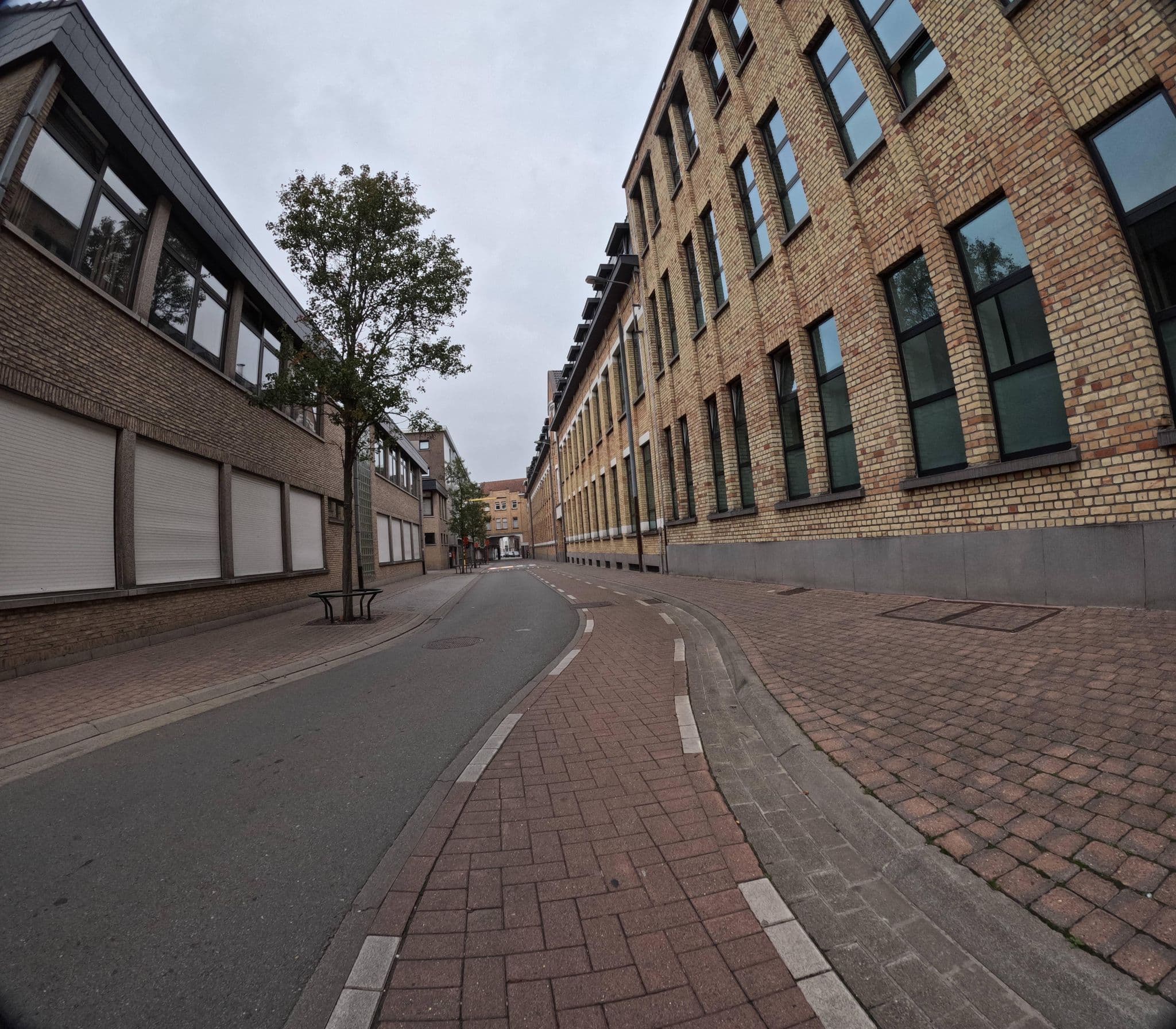 Street view near Zon En Planeten, Waregem — © filipc (CC BY-SA · Mapillary)