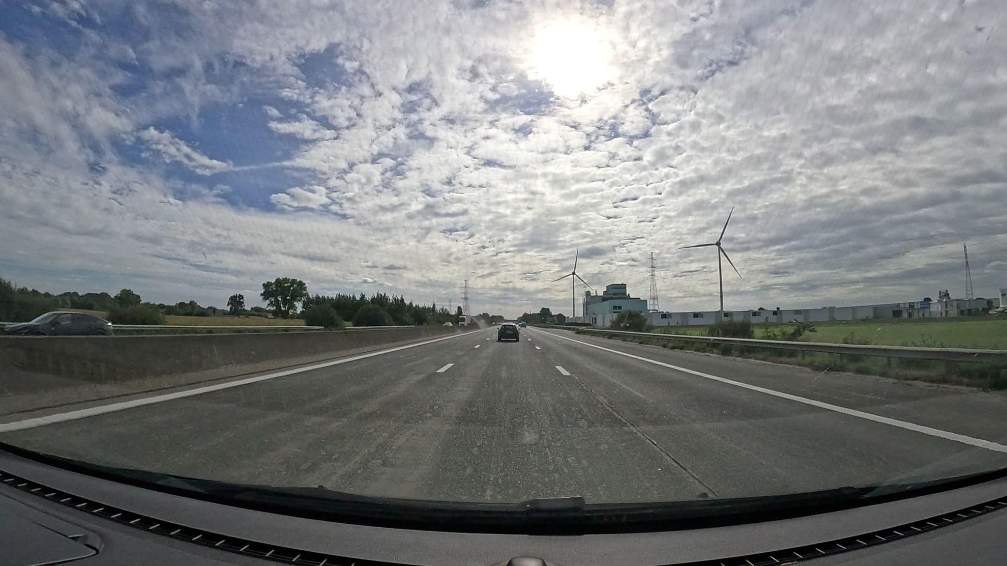 Street view near 't zweerd, Kruishoutem — © rmic (CC BY-SA · Mapillary)