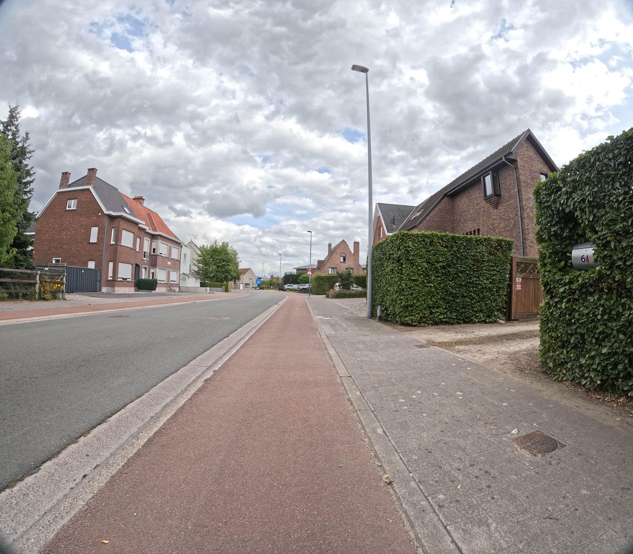 Street view near Hotel Tijtgat, Waregem — © filipc (CC BY-SA · Mapillary)