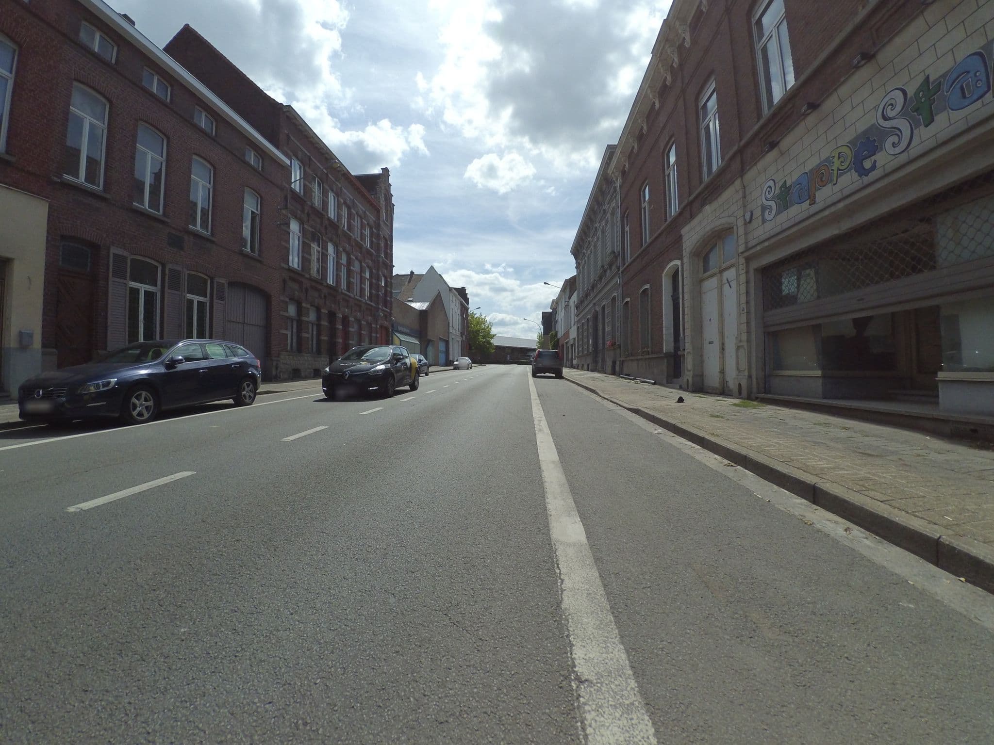 Street view near Remington, Ronse — © peewee32 (CC BY-SA · Mapillary)