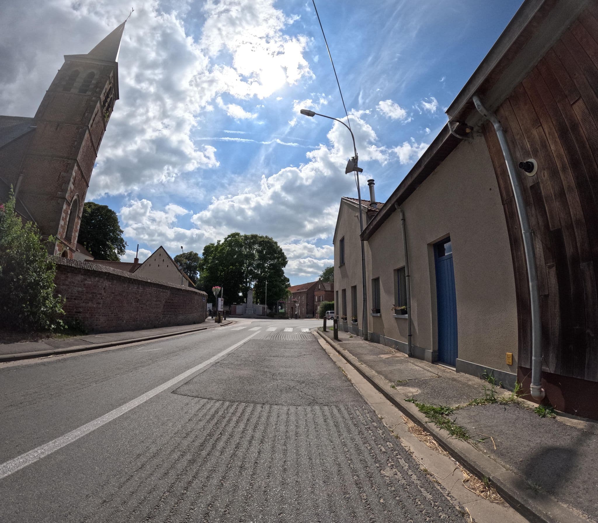Street view near B&B 't Contrast, Amougies — © jygpronse (CC BY-SA · Mapillary)