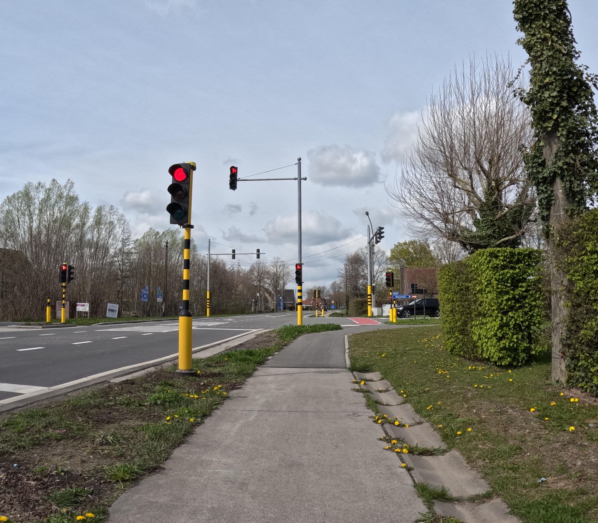 Street view near Hotel Rozenhof NV, Nazareth — © jygpronse (CC BY-SA · Mapillary)