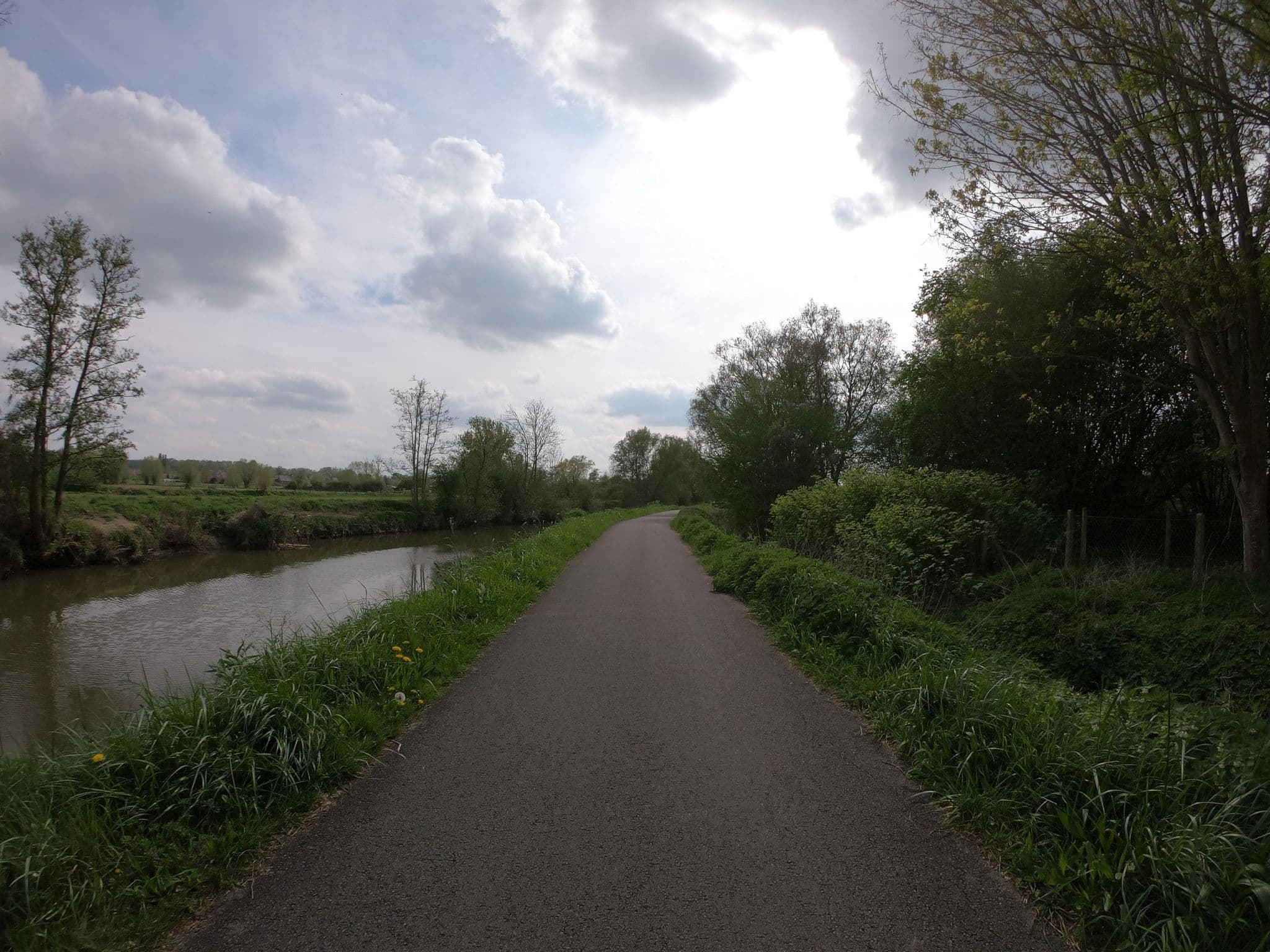 Street view near Auberge Le Vieux Moulin, Deux-Acren — © jygpronse (CC BY-SA · Mapillary)