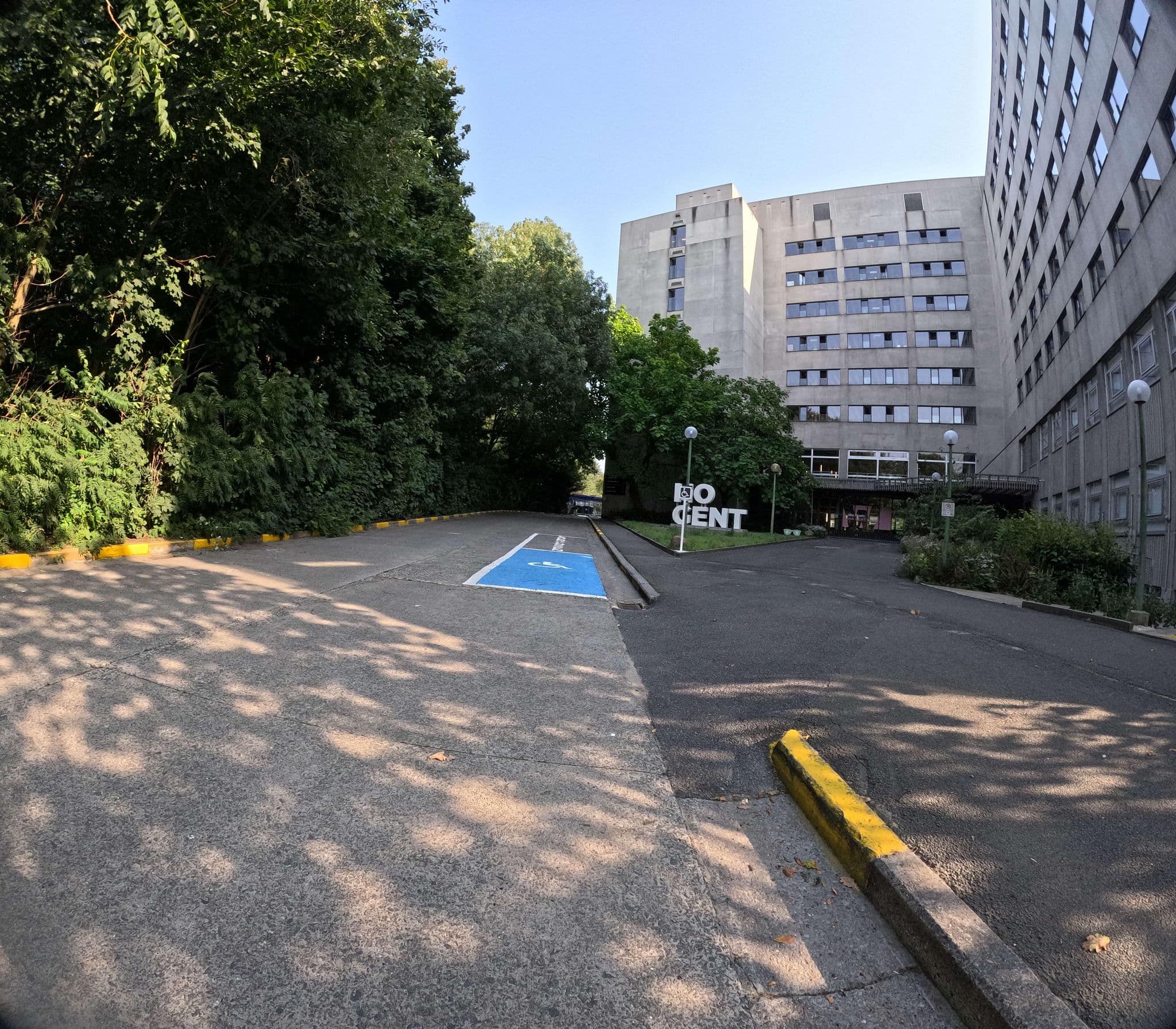 Street view near Peda Vesalius, Ledeberg — © filipc (CC BY-SA · Mapillary)