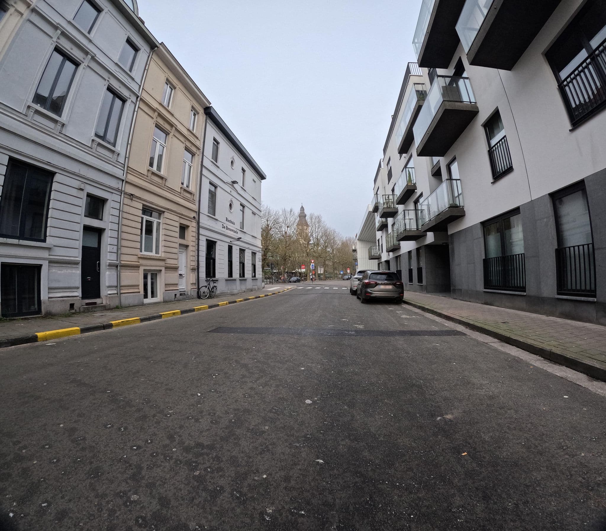 Street view near novotel parijs, Ledeberg — © filipc (CC BY-SA · Mapillary)
