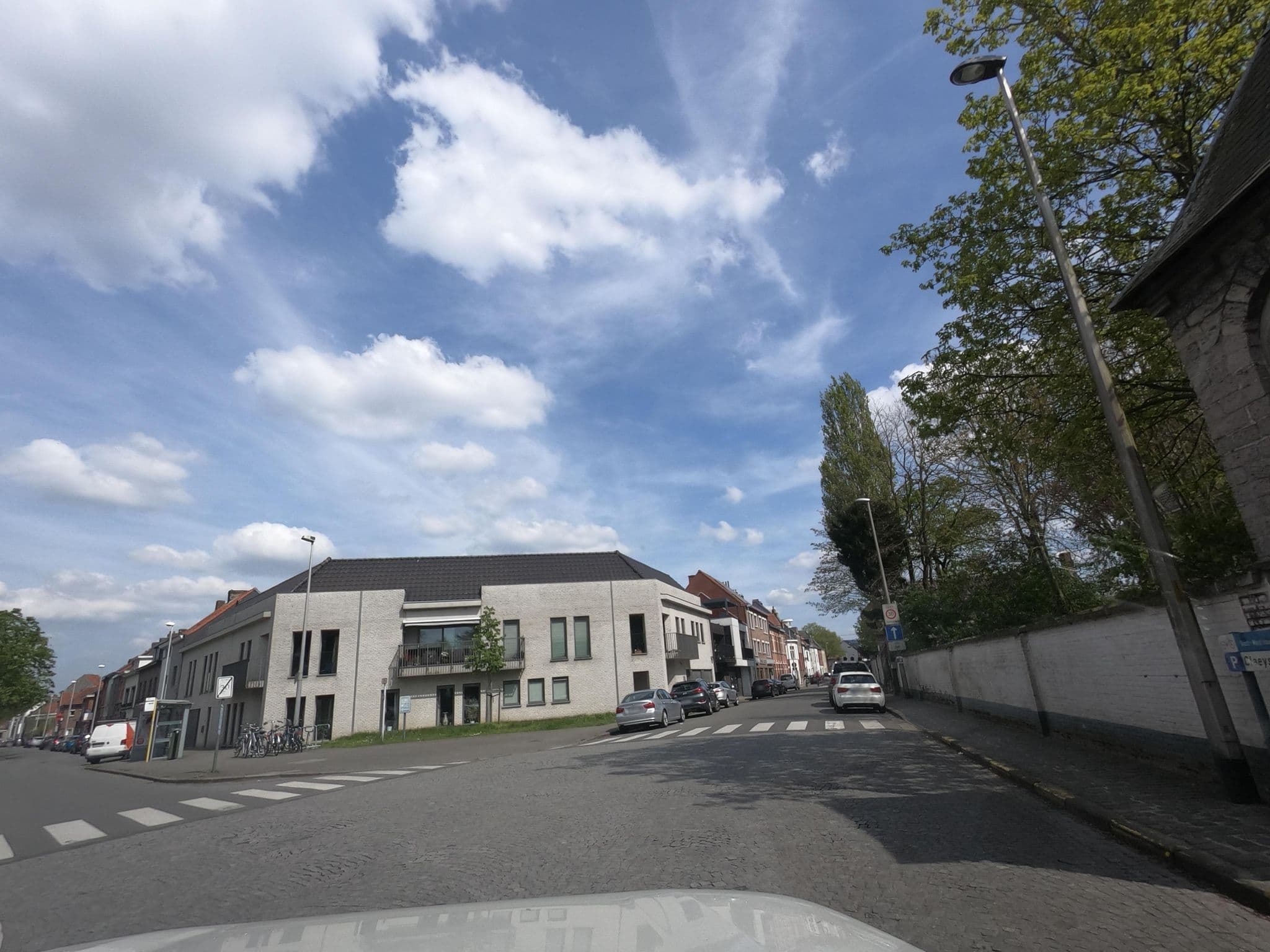 Street view near Mieke Dewulf Bed and Breakfast, Mariakerke — © filipc (CC BY-SA · Mapillary)