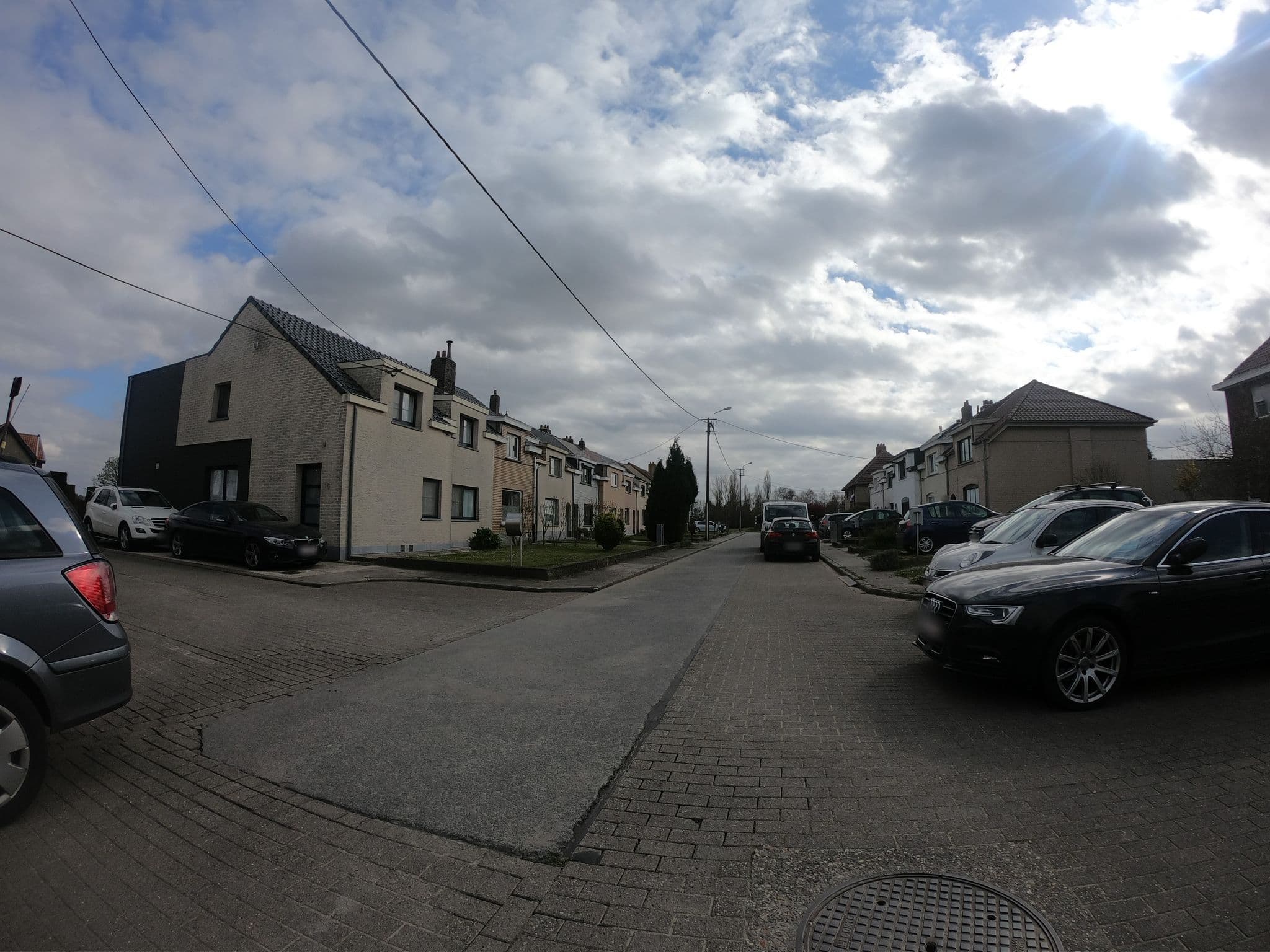 Street view near Vakantiehuis Halle, Buizingen — © joostjakob (CC BY-SA · Mapillary)