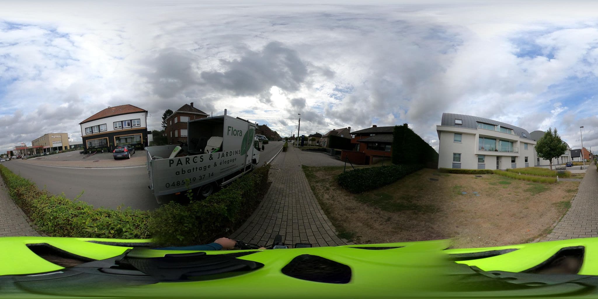 Street view near Chalet Vlezenbeek, Vlezenbeek — © joostjakob (CC BY-SA · Mapillary)