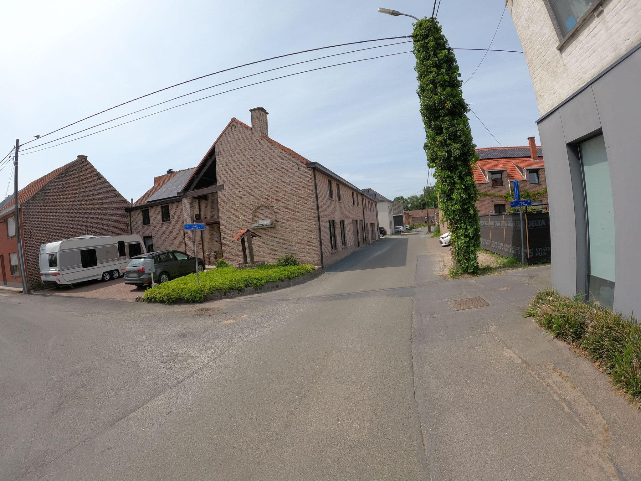 Street view near Airbnb Mello, Steenhuffel — © koninklijke (CC BY-SA · Mapillary)