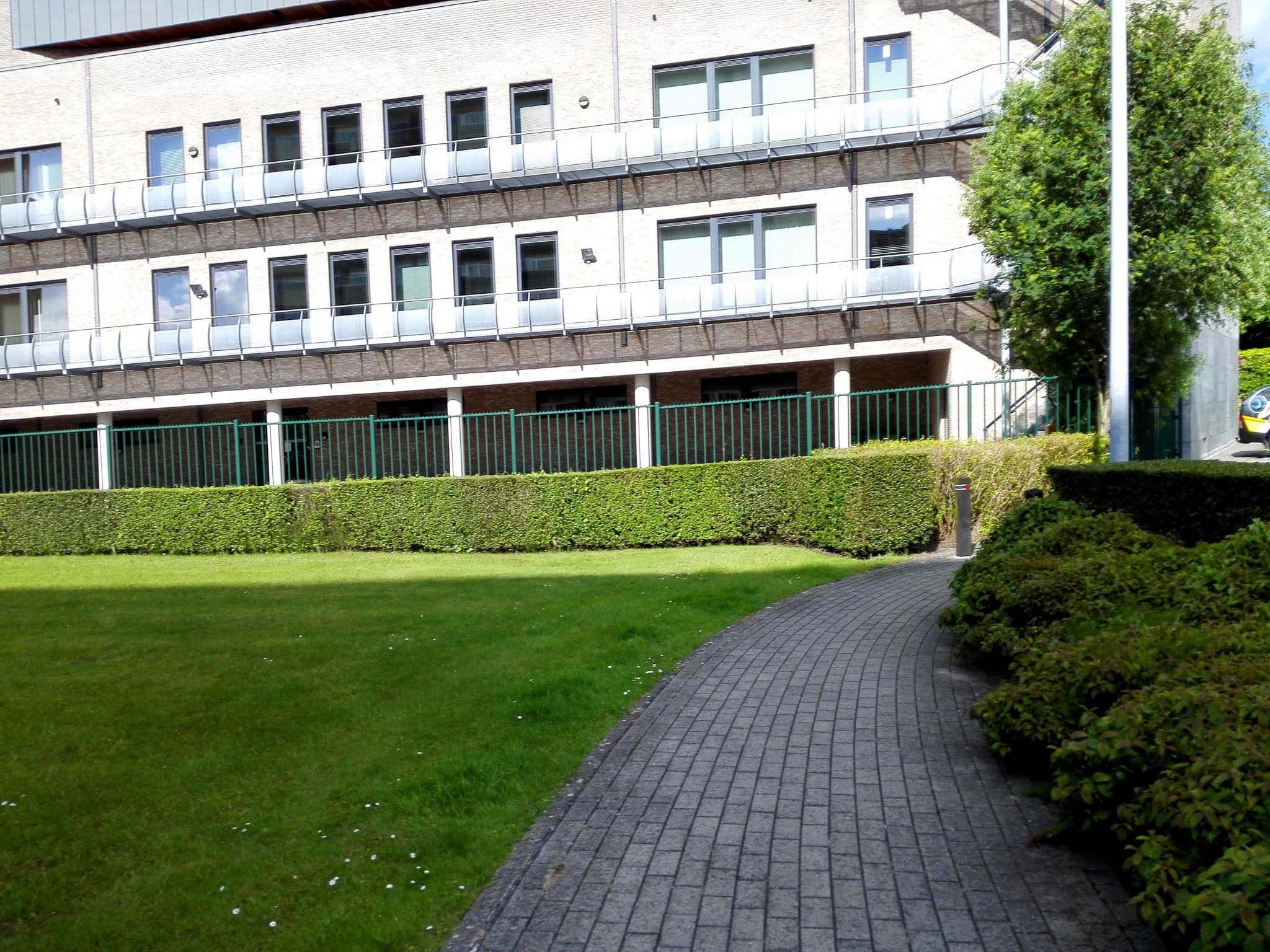 Street view near Van Rossem International Hotel And Tower, Dendermonde — © polyglot (CC BY-SA · Mapillary)