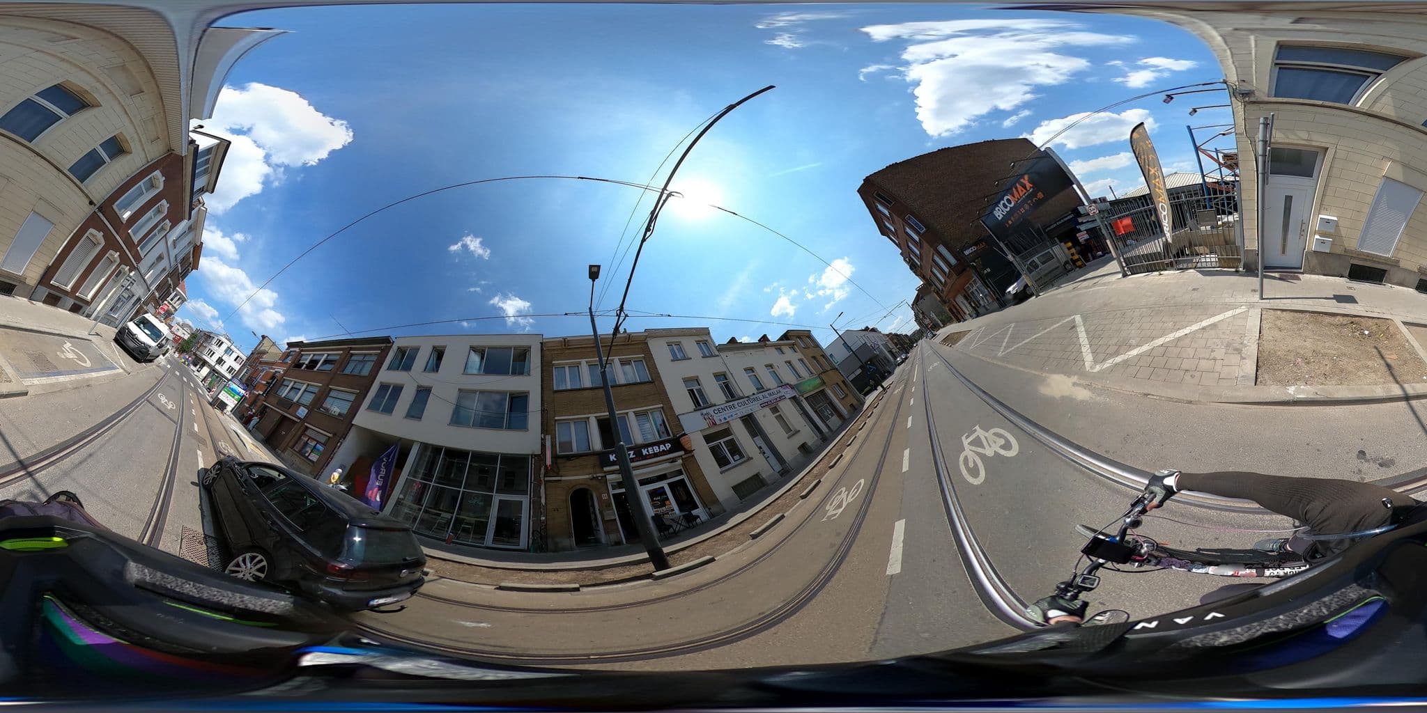 Street view near Sunrise Hotel, Forest — © Stefdegreef (CC BY-SA · Mapillary)