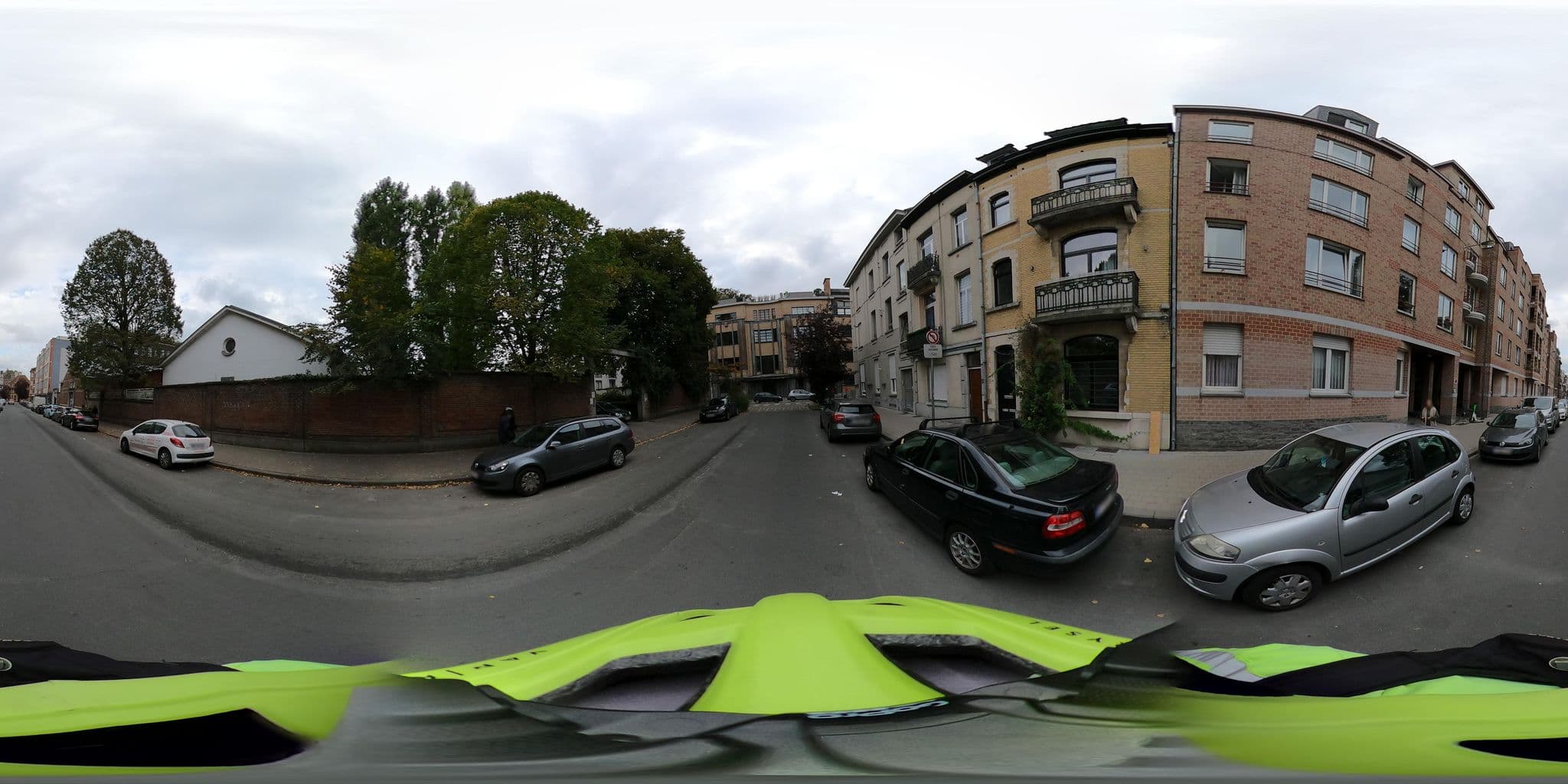 Street view near B&B La Chambre du Zodiaque, Forest — © Stefdegreef (CC BY-SA · Mapillary)