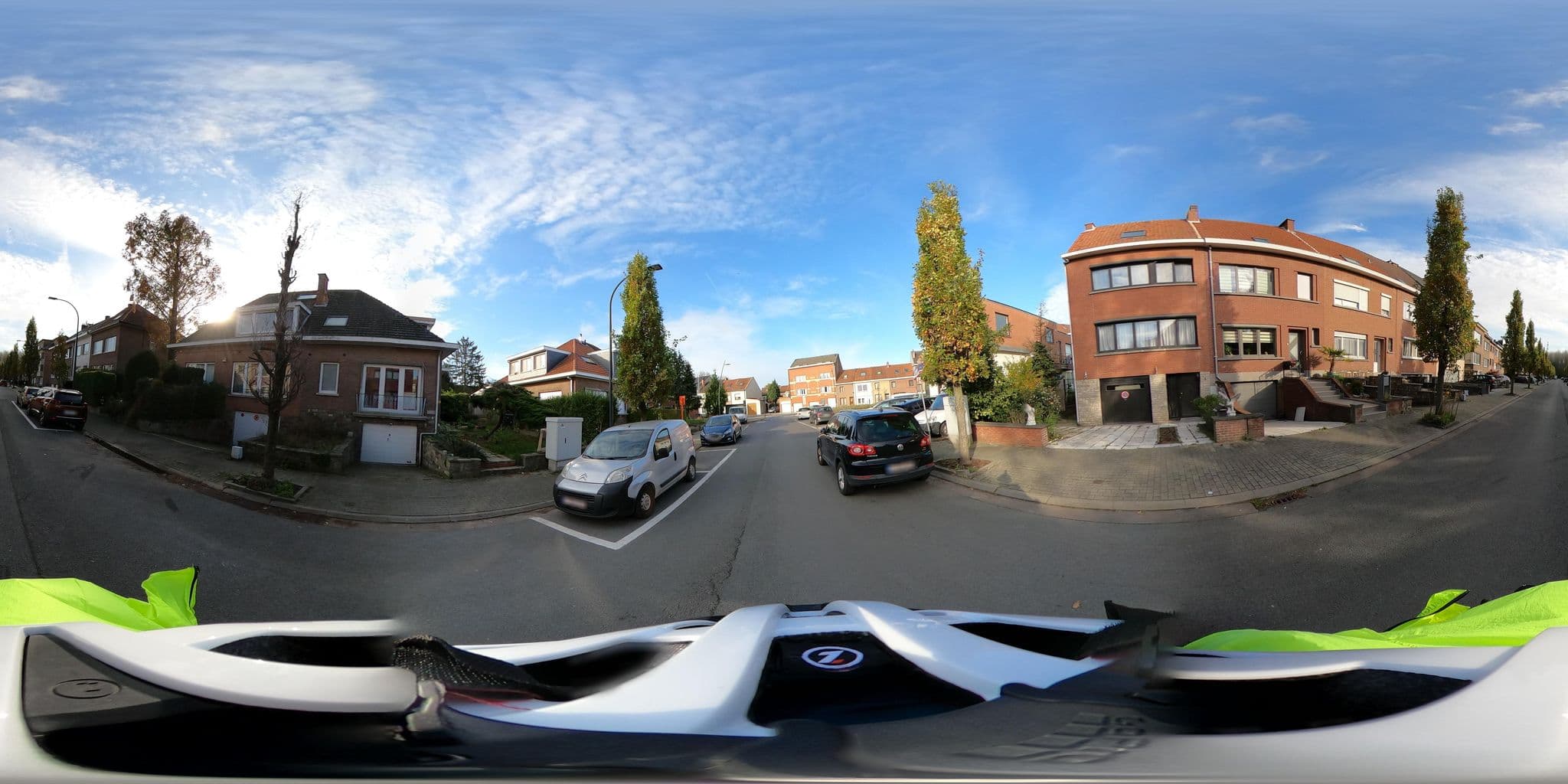 Street view near Hotel And Travel Bd & C, Ruisbroek — © Mizuna (CC BY-SA · Mapillary)