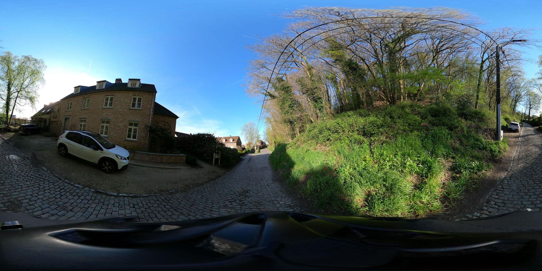 Street view near B&B 't Probeersel, Dworp — © RaphaelPasLoin (CC BY-SA · Mapillary)