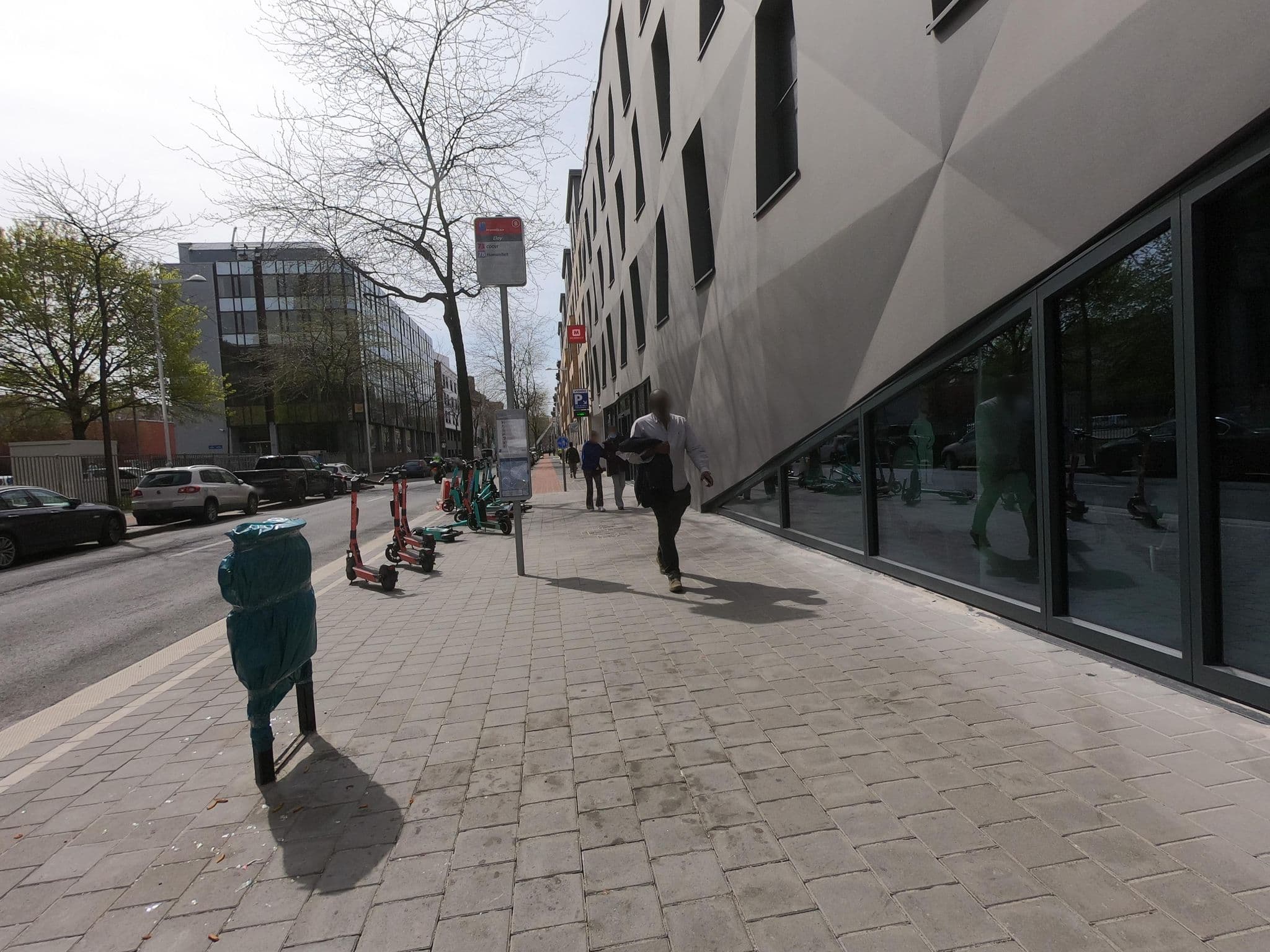 Street view near MEININGER Hotel Bruxelles Gare du Midi, Anderlecht — © thierry1030 (CC BY-SA · Mapillary)