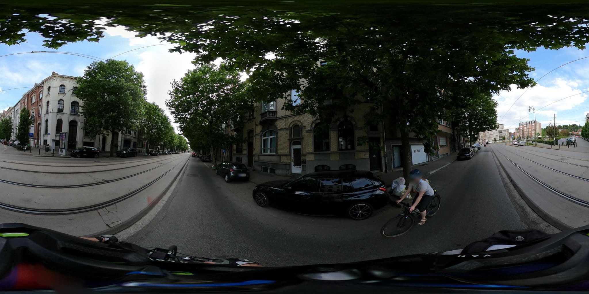 Street view near B&B Bio Brussels, Uccle — © Stefdegreef (CC BY-SA · Mapillary)