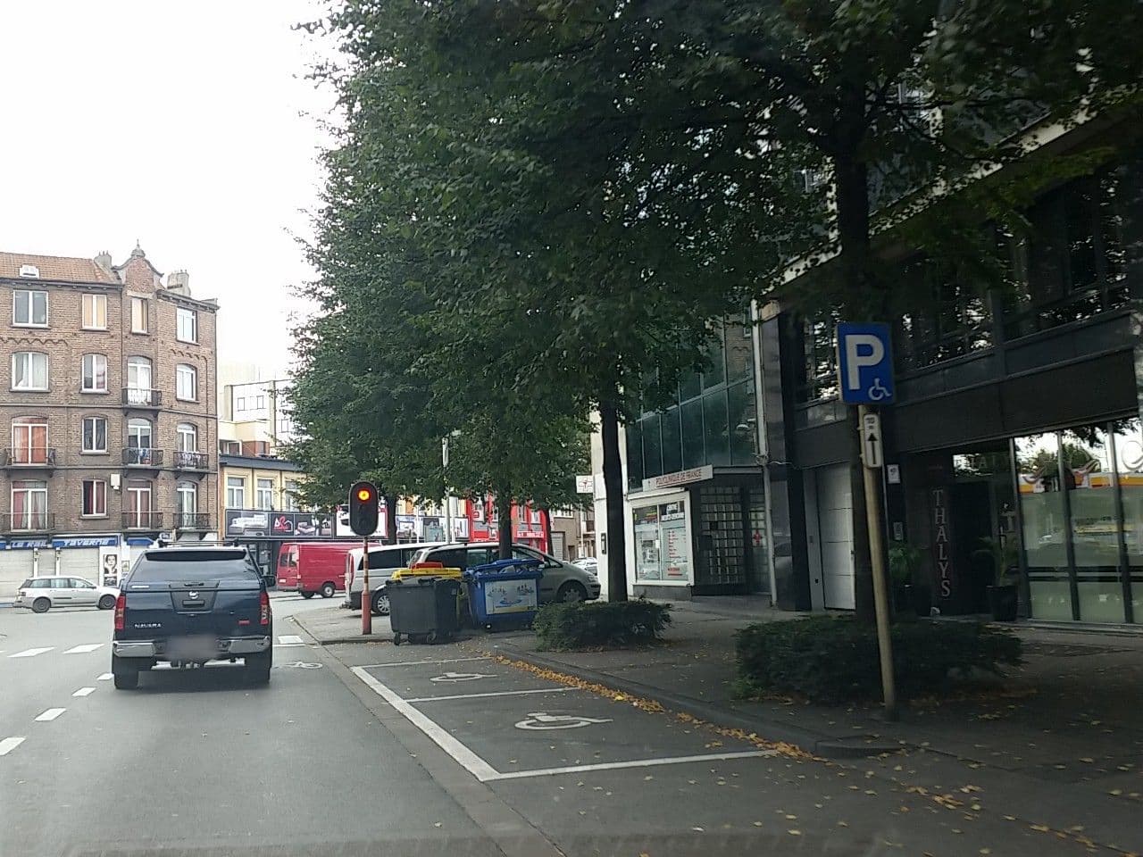 Street view near Hotel Thalys, Saint-Gilles — © filipc (CC BY-SA · Mapillary)
