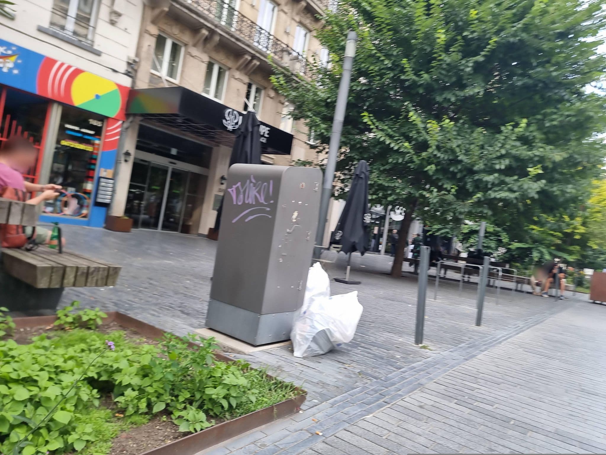 Street view near Royal Embassy Hotel, Brussels — © mapfool (CC BY-SA · Mapillary)